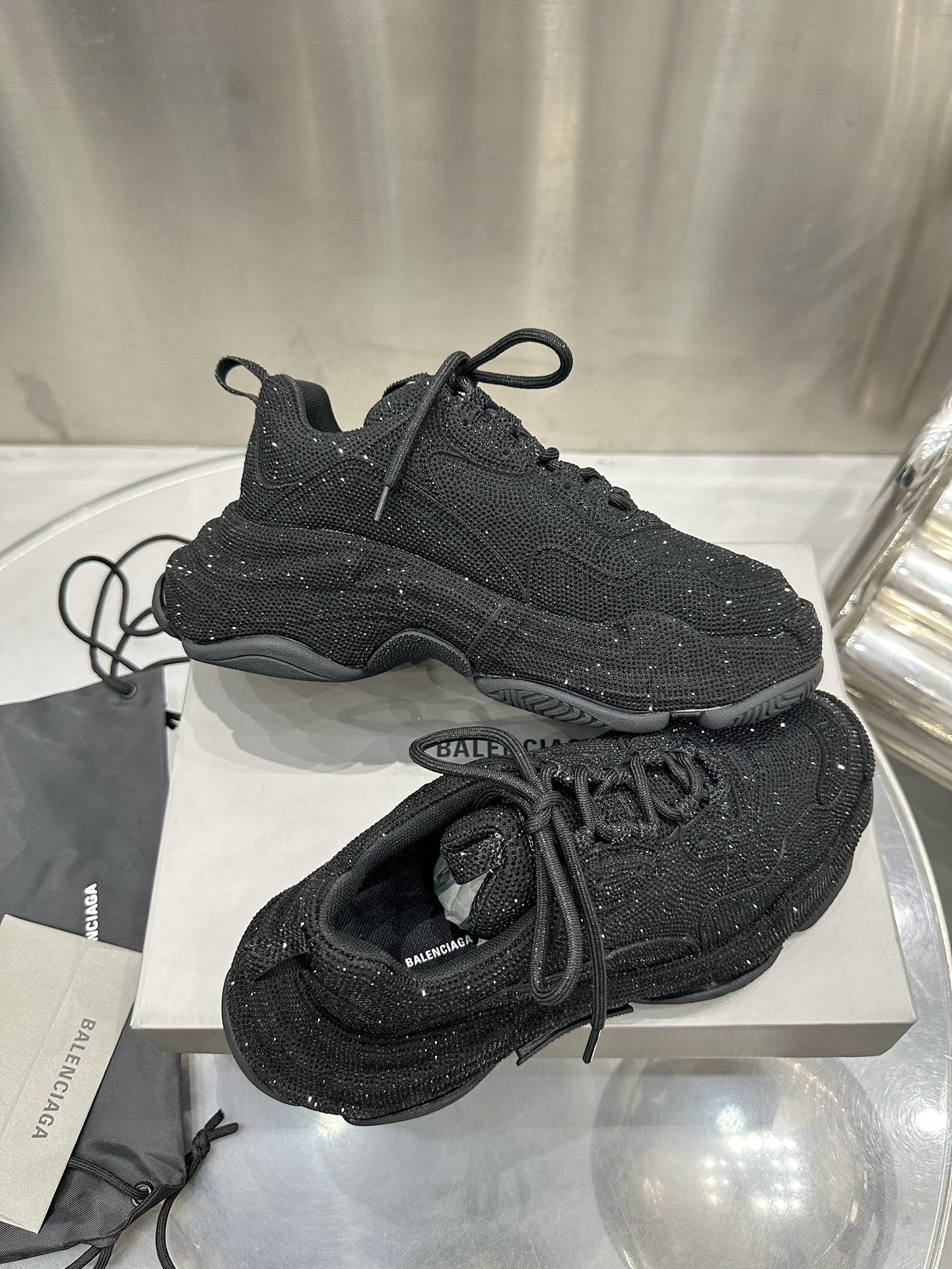 Basic Shoes L-s