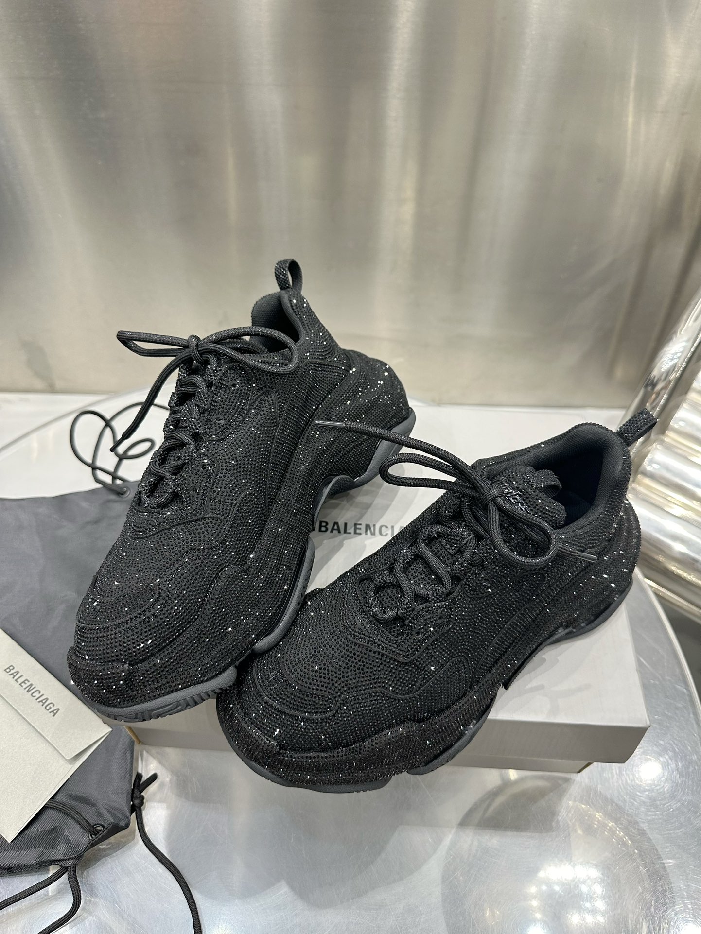 Basic Shoes L-s