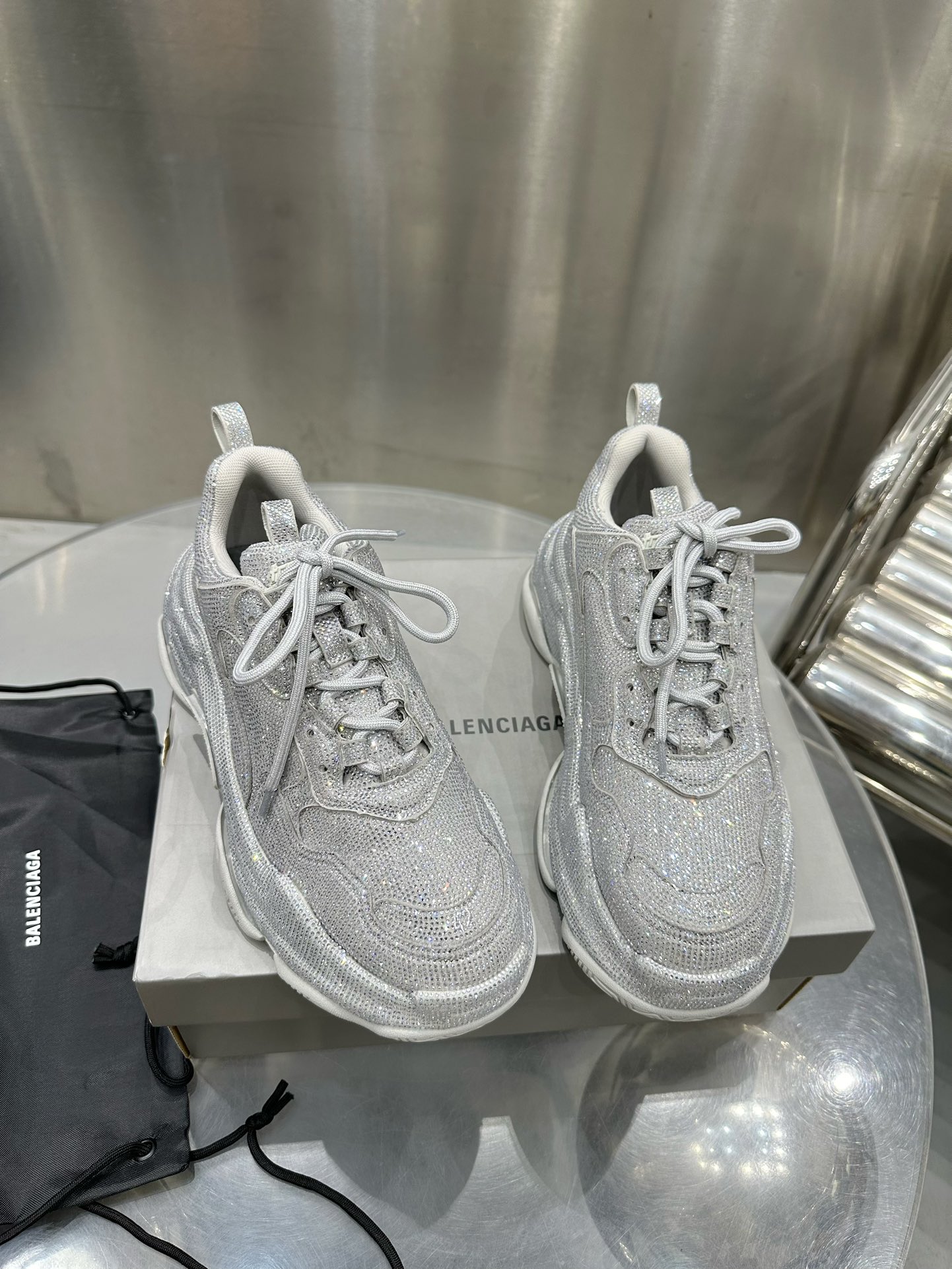 Basic Shoes L-s
