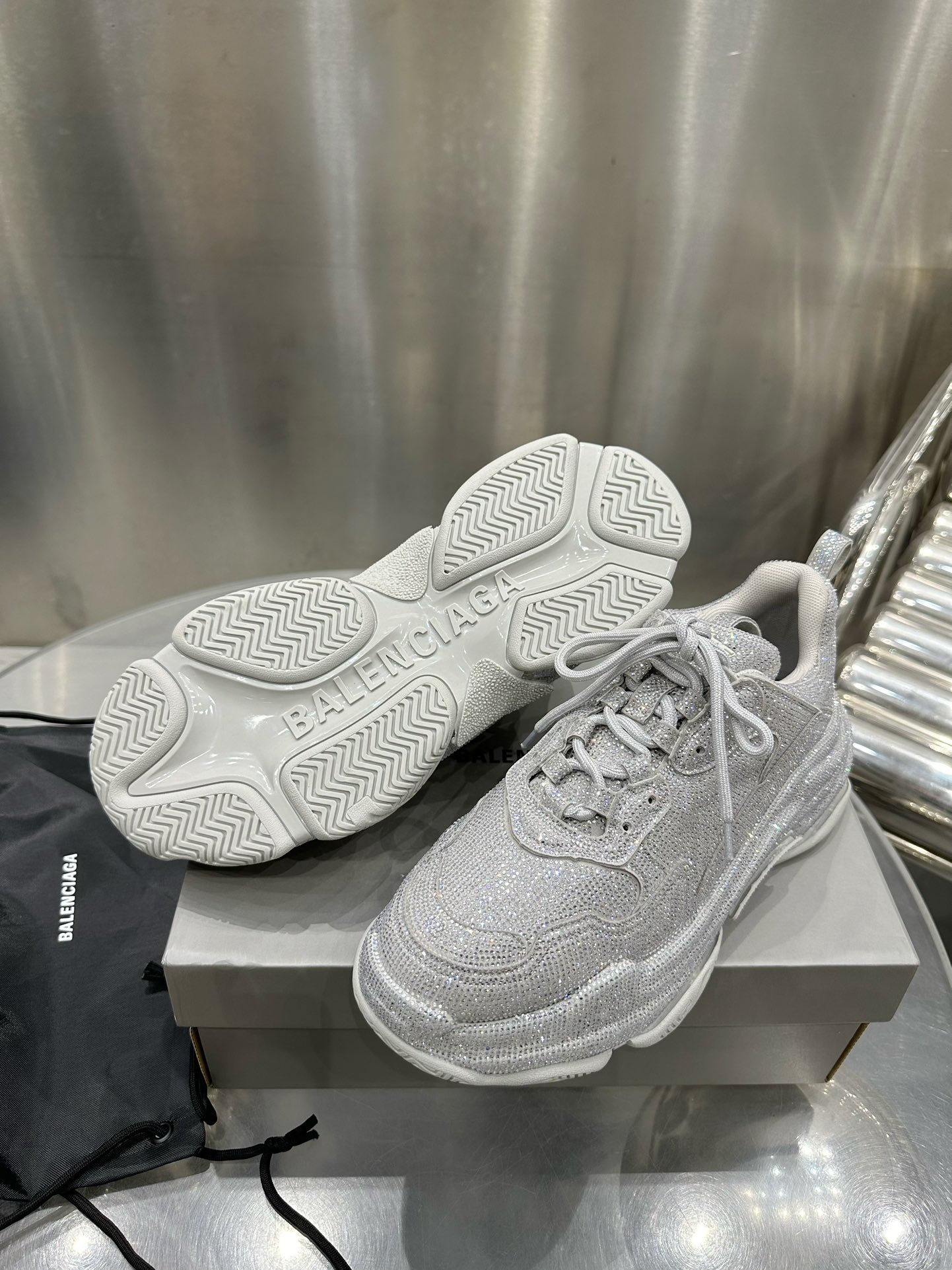 Basic Shoes L-s