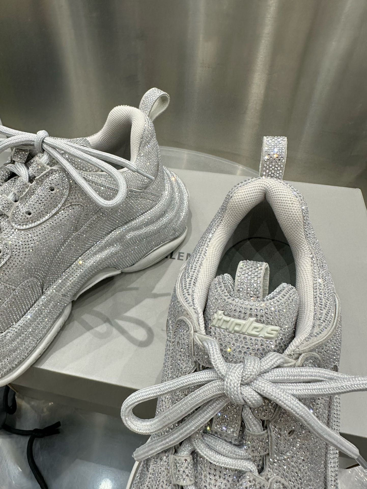 Basic Shoes L-s