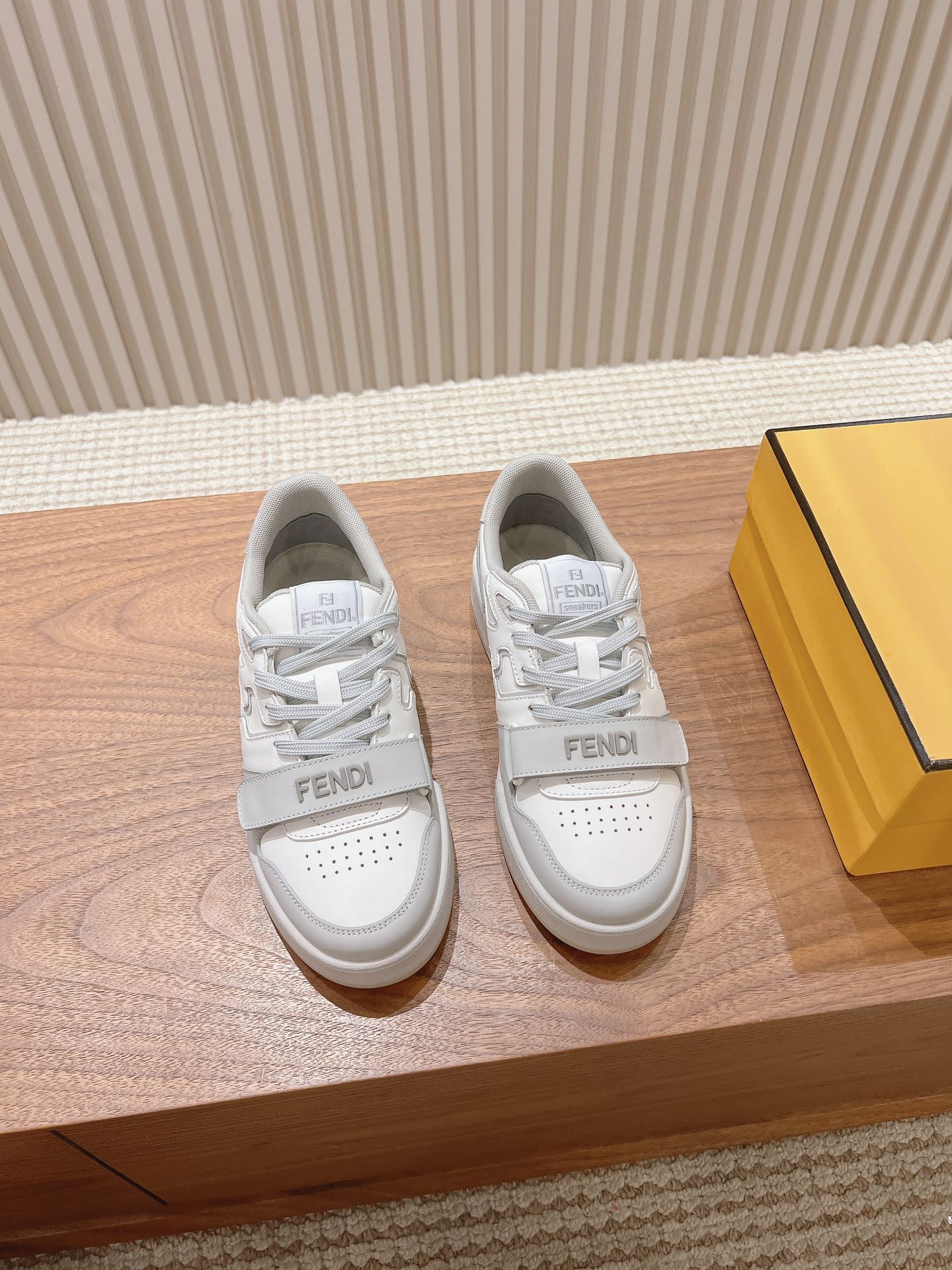 Male Board Shoes L