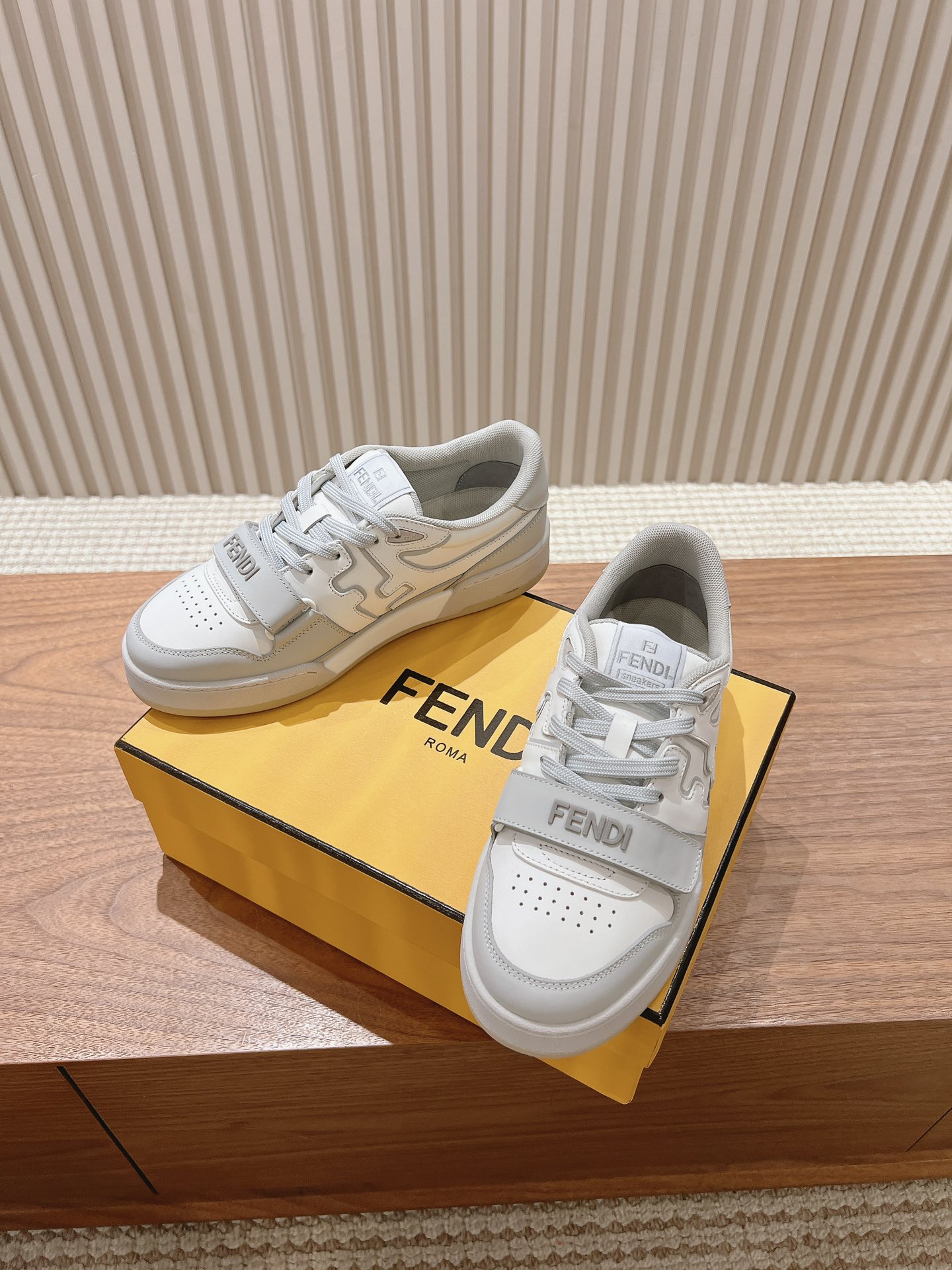 Male Board Shoes L
