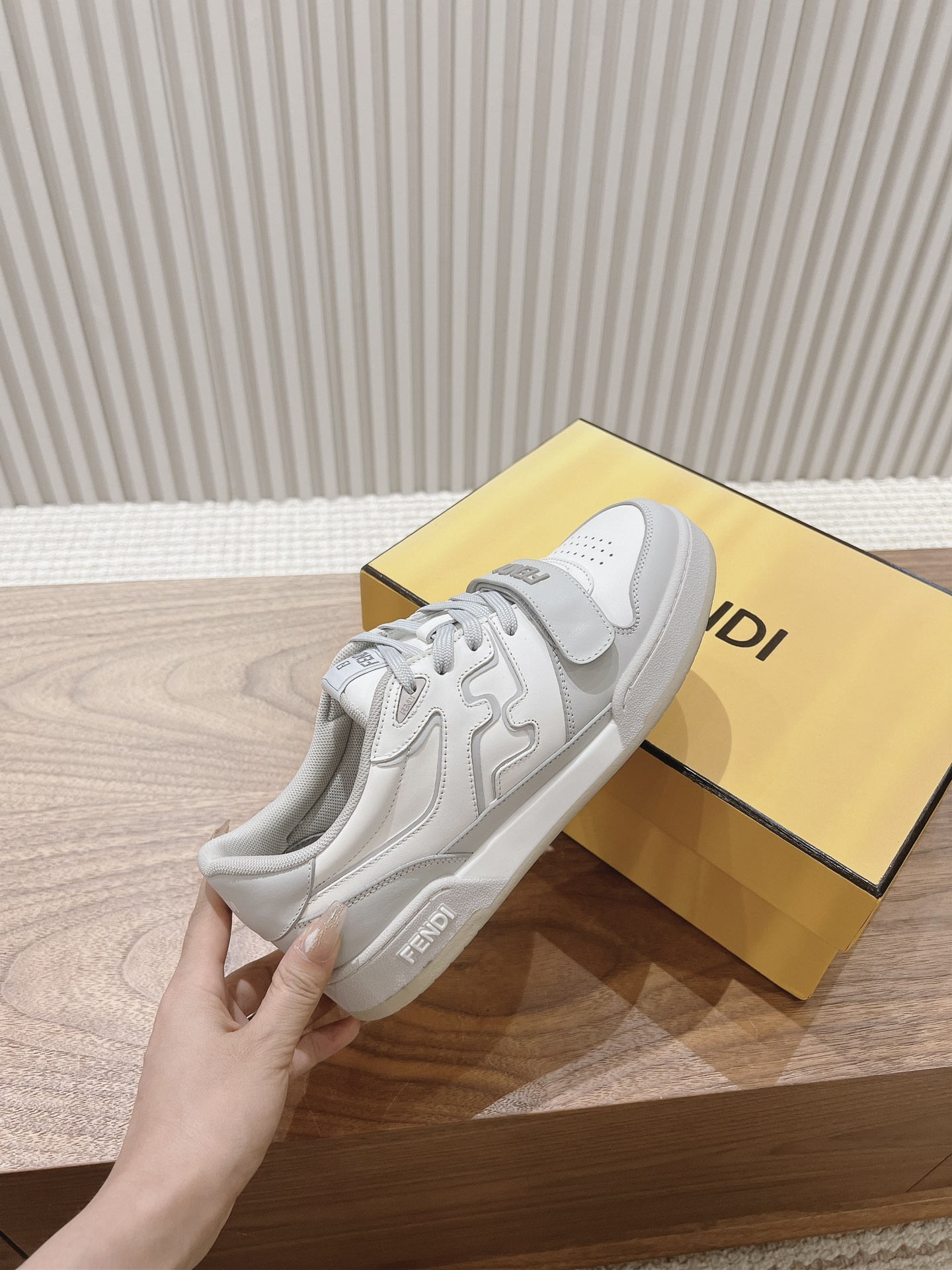 Male Board Shoes L