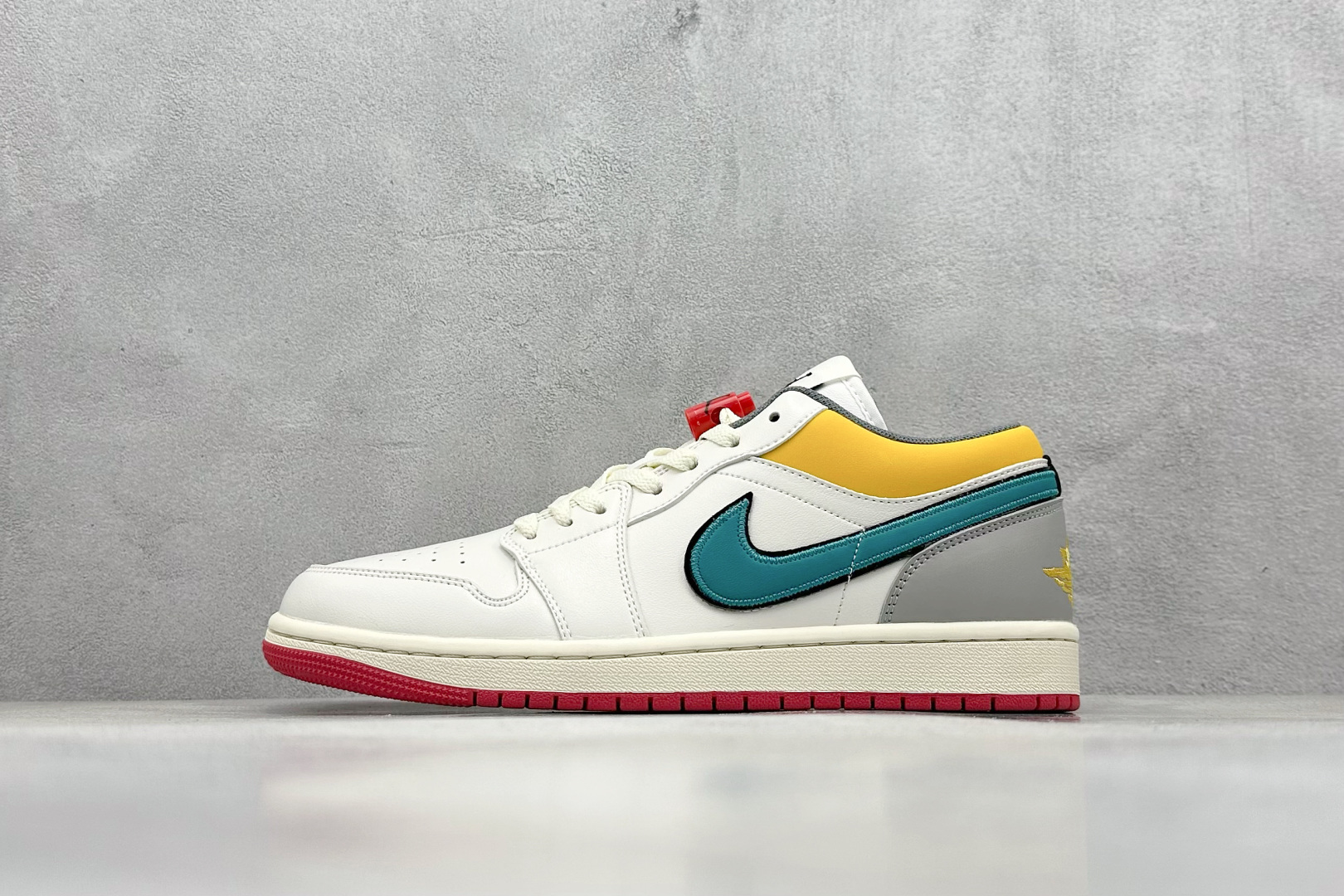 Jordan Nike Board Shoes L