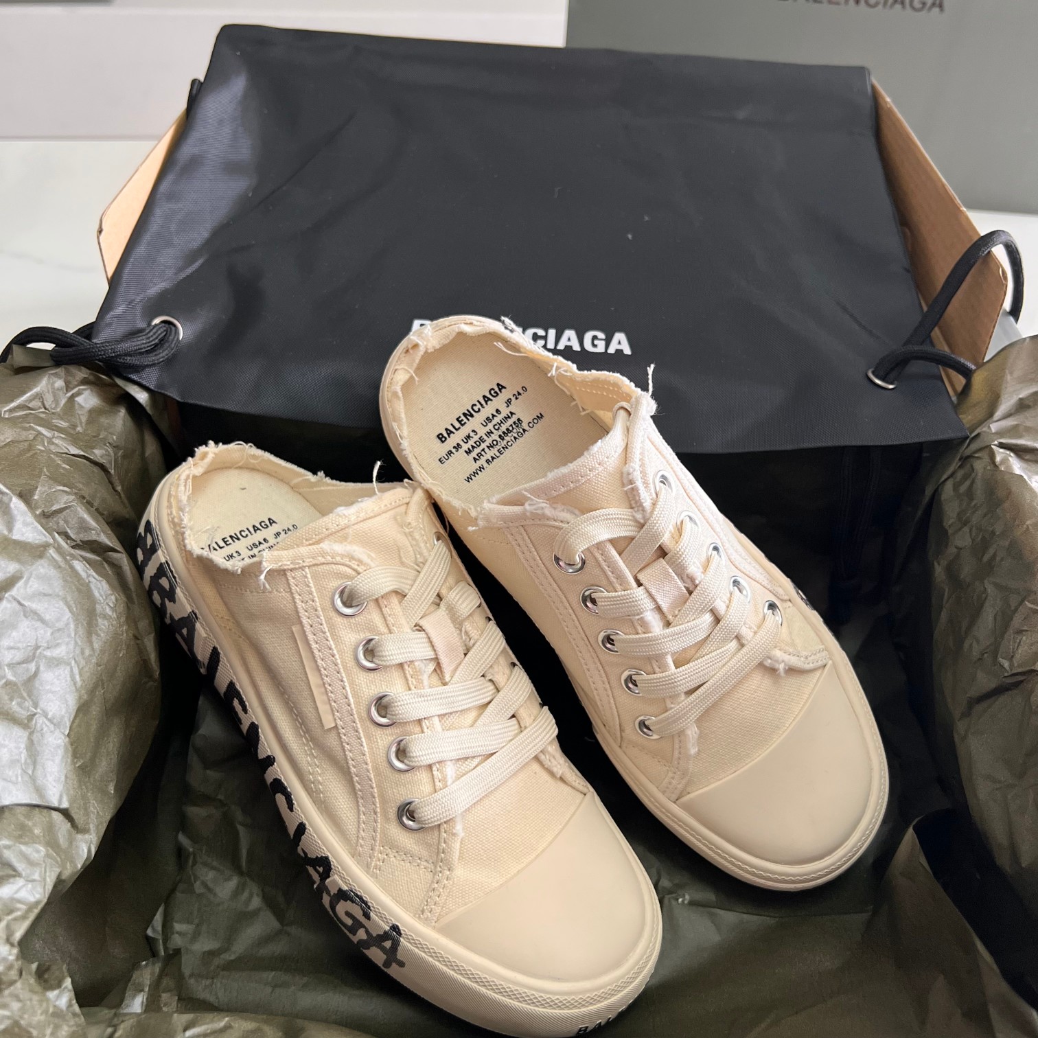 Balenciaga Basic Shoes L