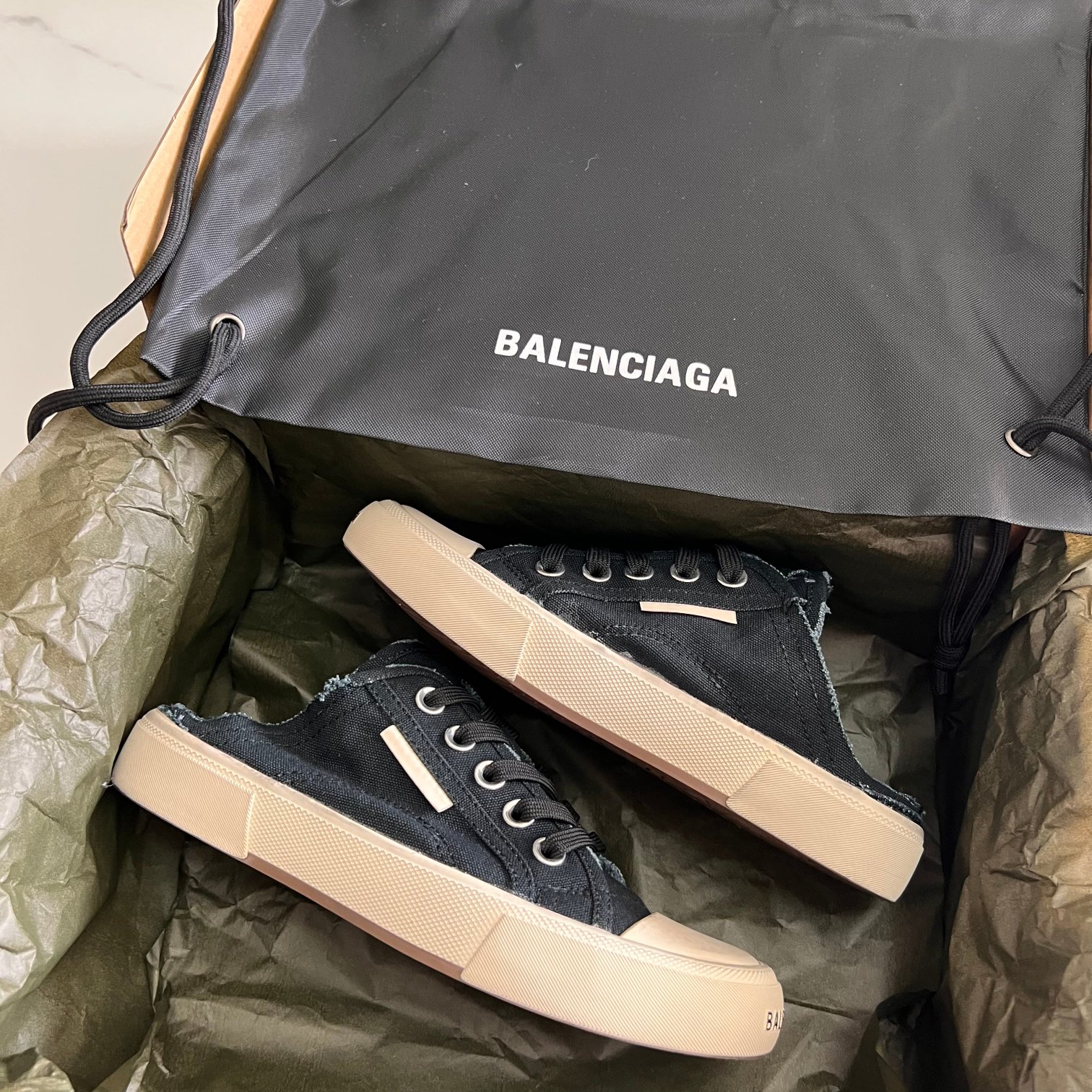 Balenciaga Basic Shoes L