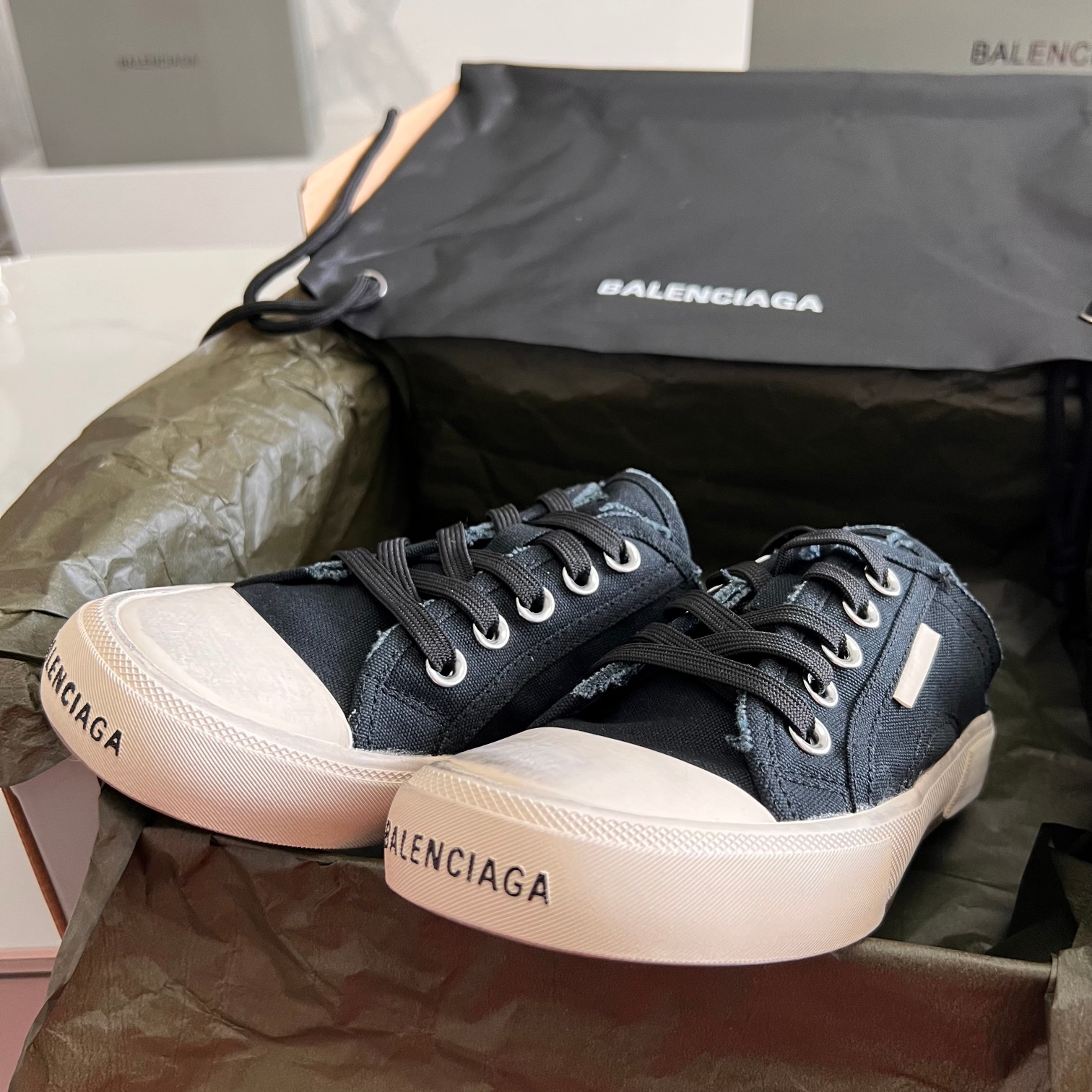 Balenciaga Basic Shoes L