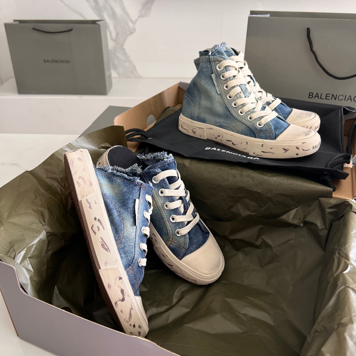 Balenciaga Basic Shoes L
