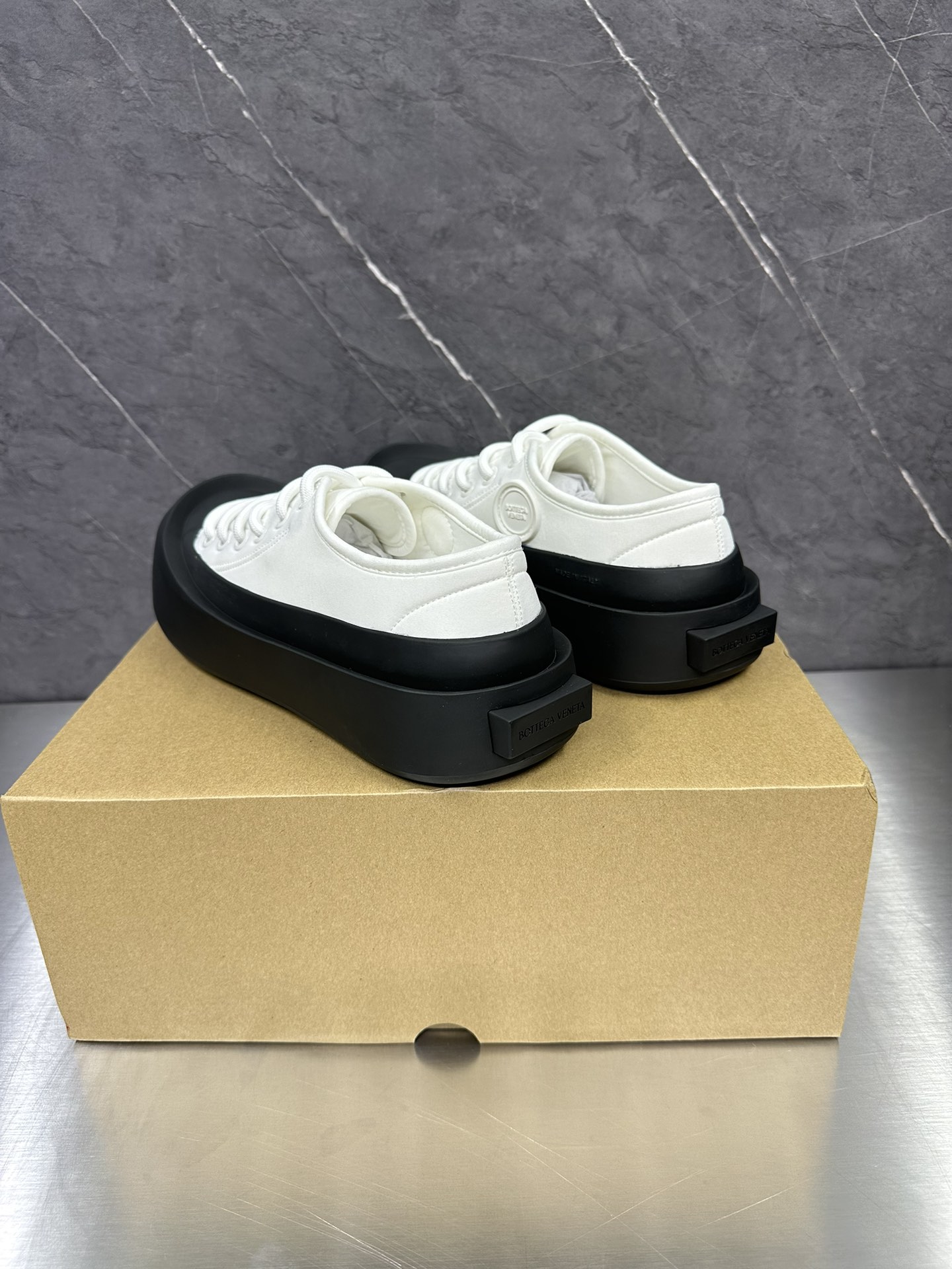 Bottega Veneta Male Sneakers Breathable M-s