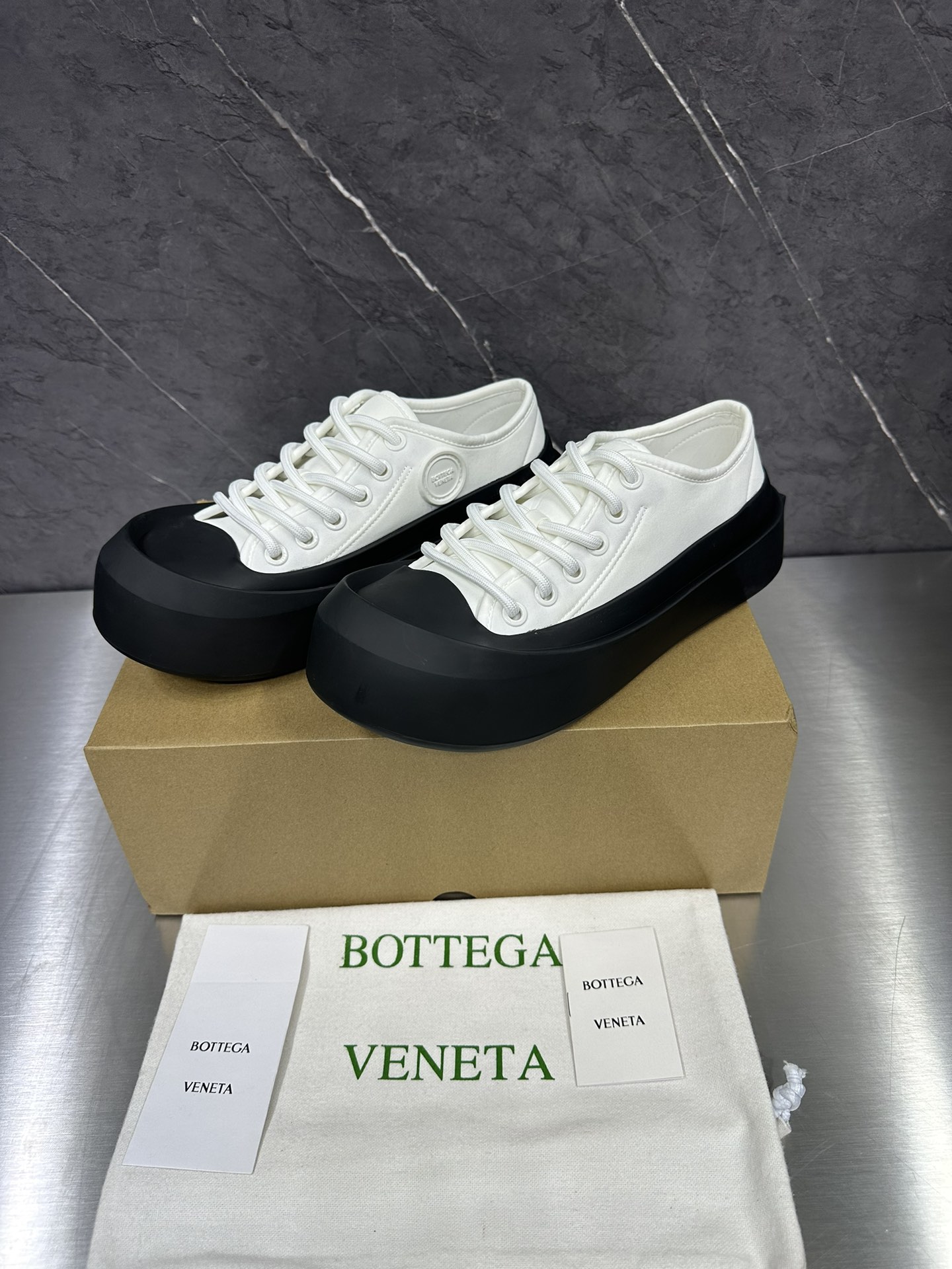 Bottega Veneta Male Sneakers Breathable M-s