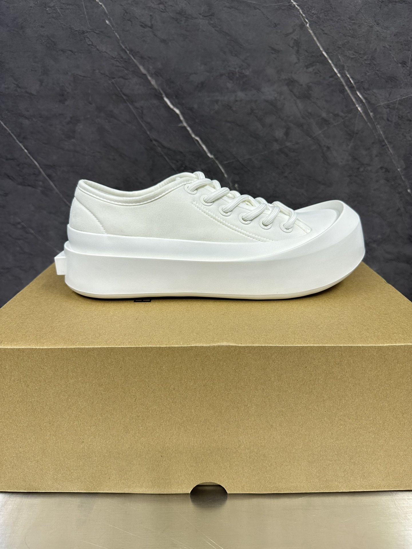 Bottega Veneta Male Sneakers Breathable M-s