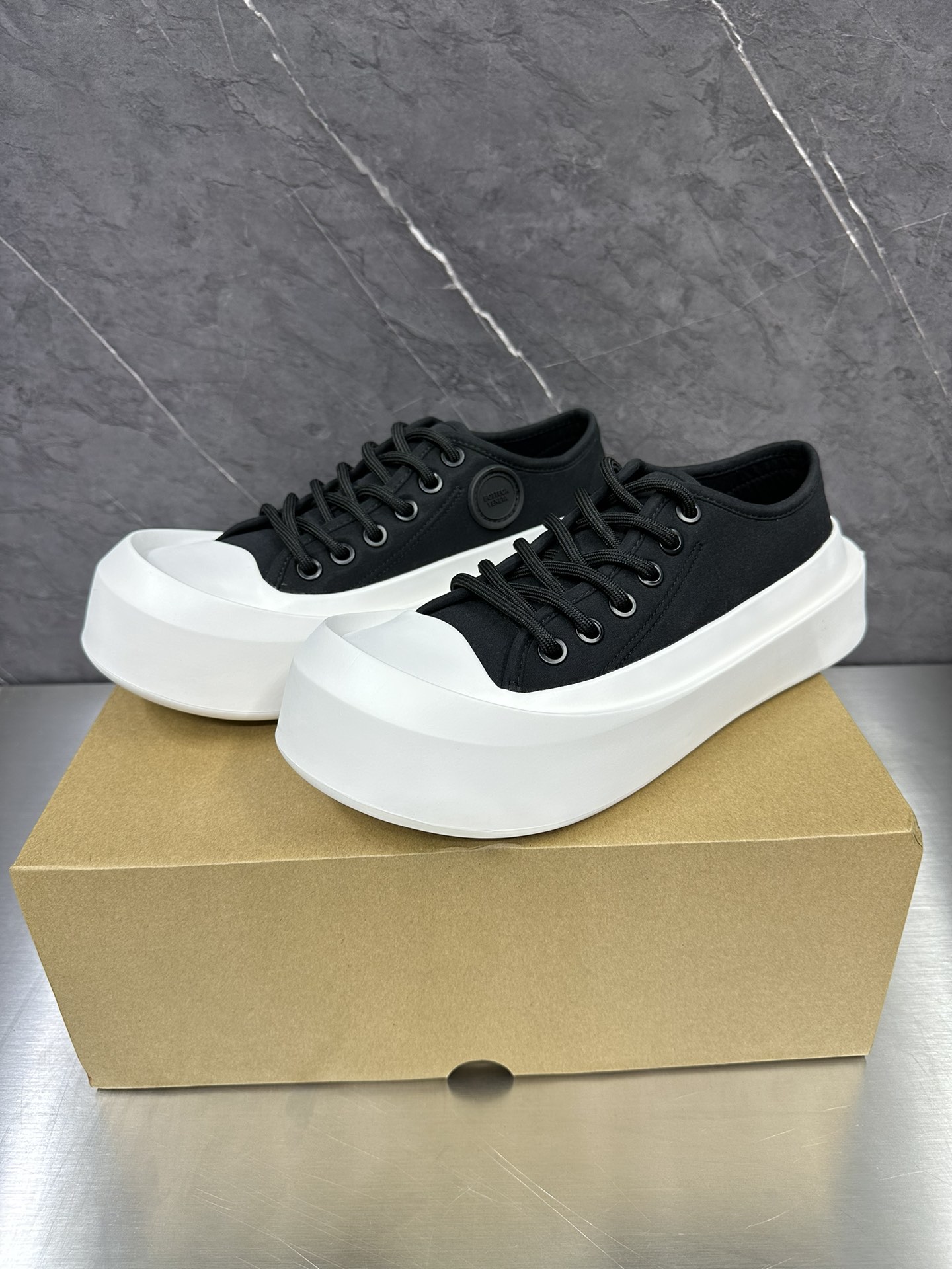 Bottega Veneta Male Sneakers Breathable M-s
