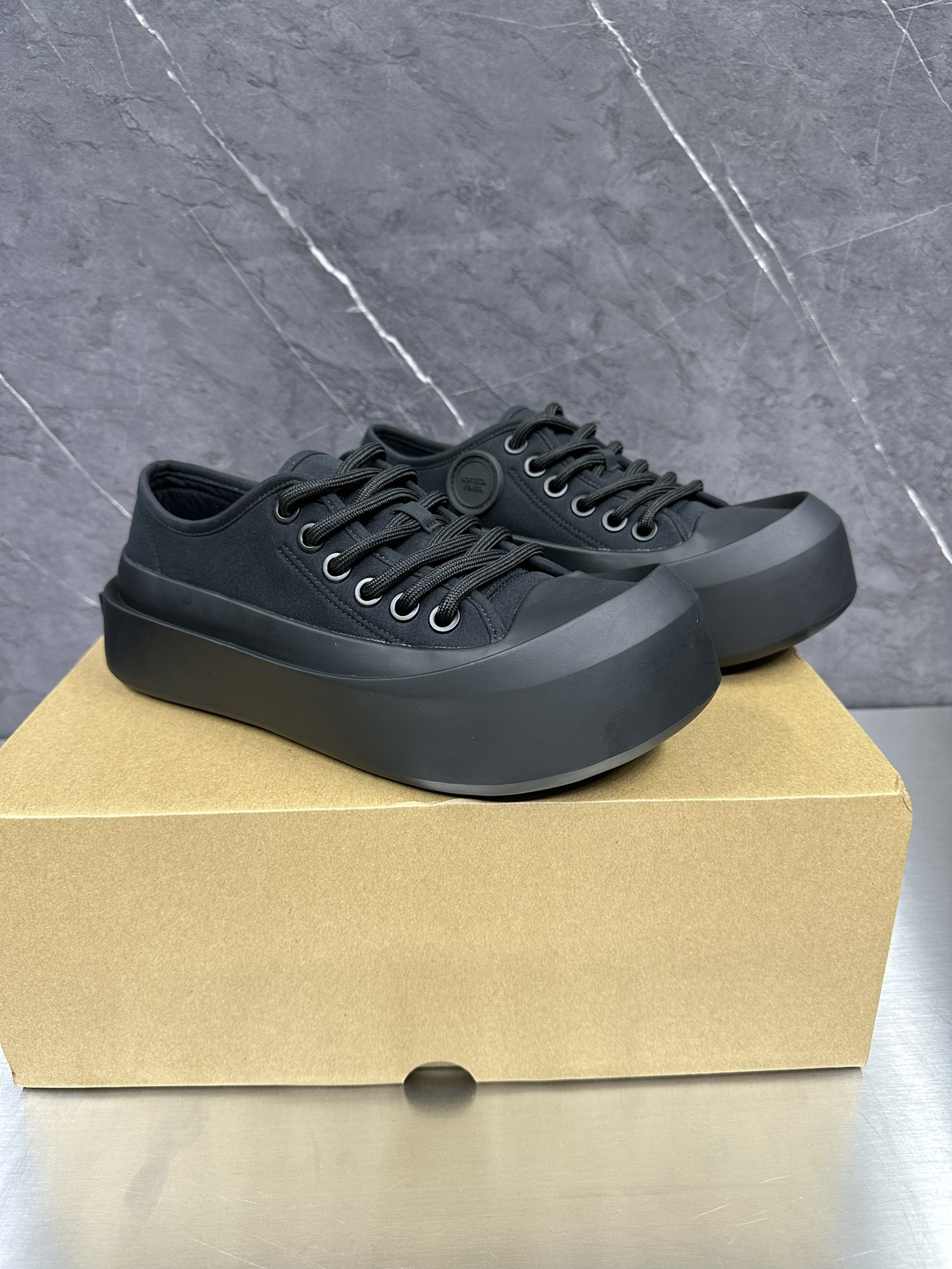 Bottega Veneta Male Sneakers Breathable M-s