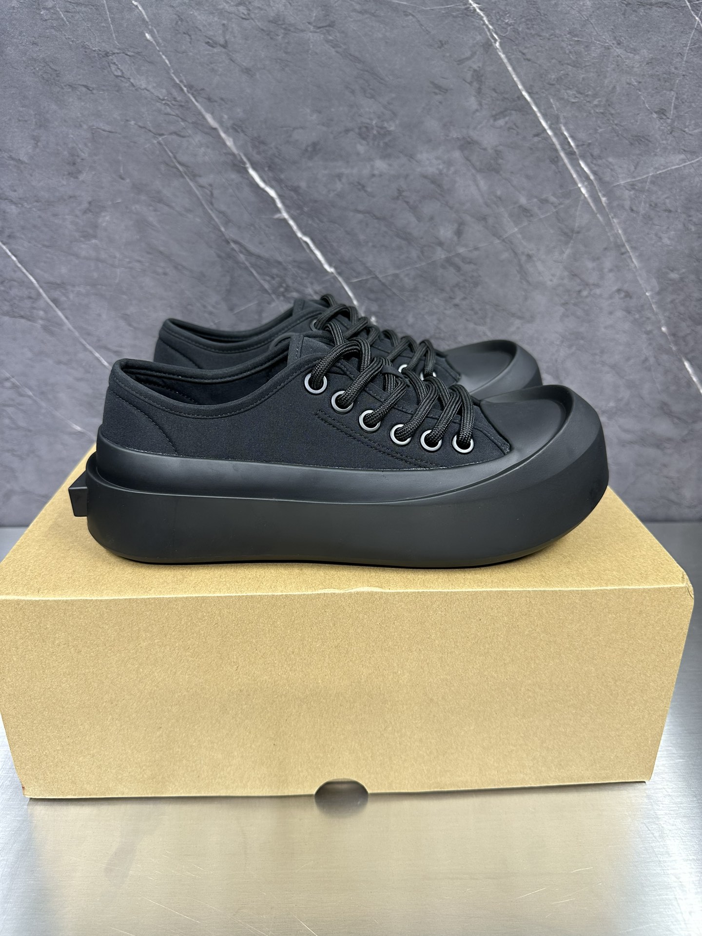 Bottega Veneta Male Sneakers Breathable M-s