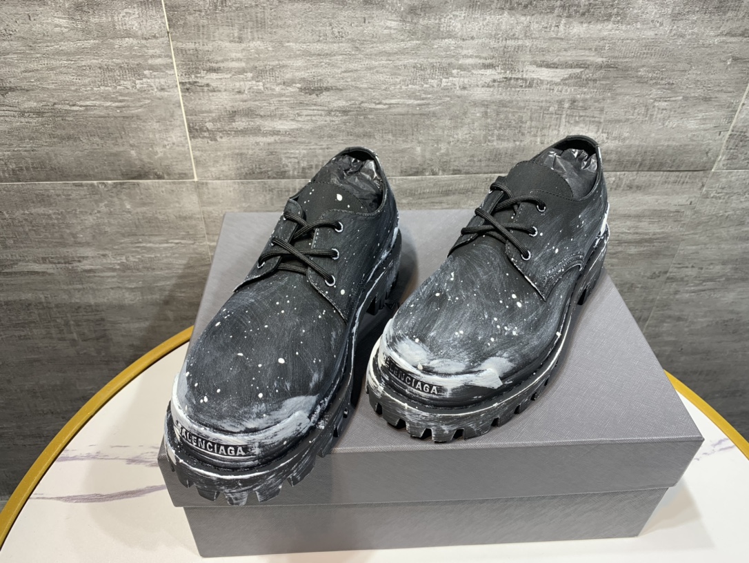 Balenciaga Female Basic Shoes 46-l-s