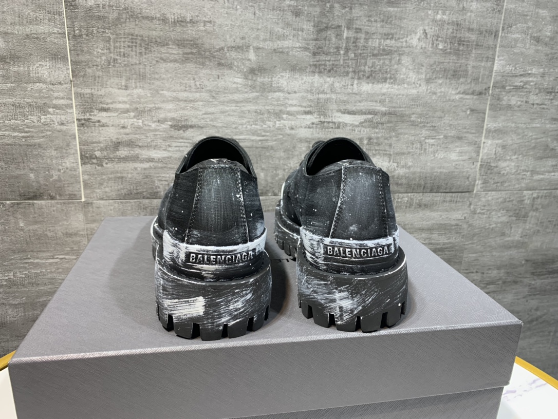 Balenciaga Female Basic Shoes 46-l-s