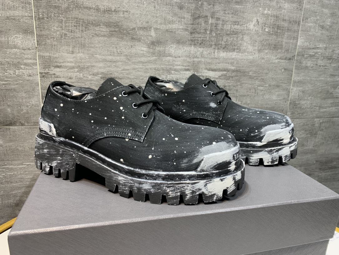 Balenciaga Female Basic Shoes 46-l-s