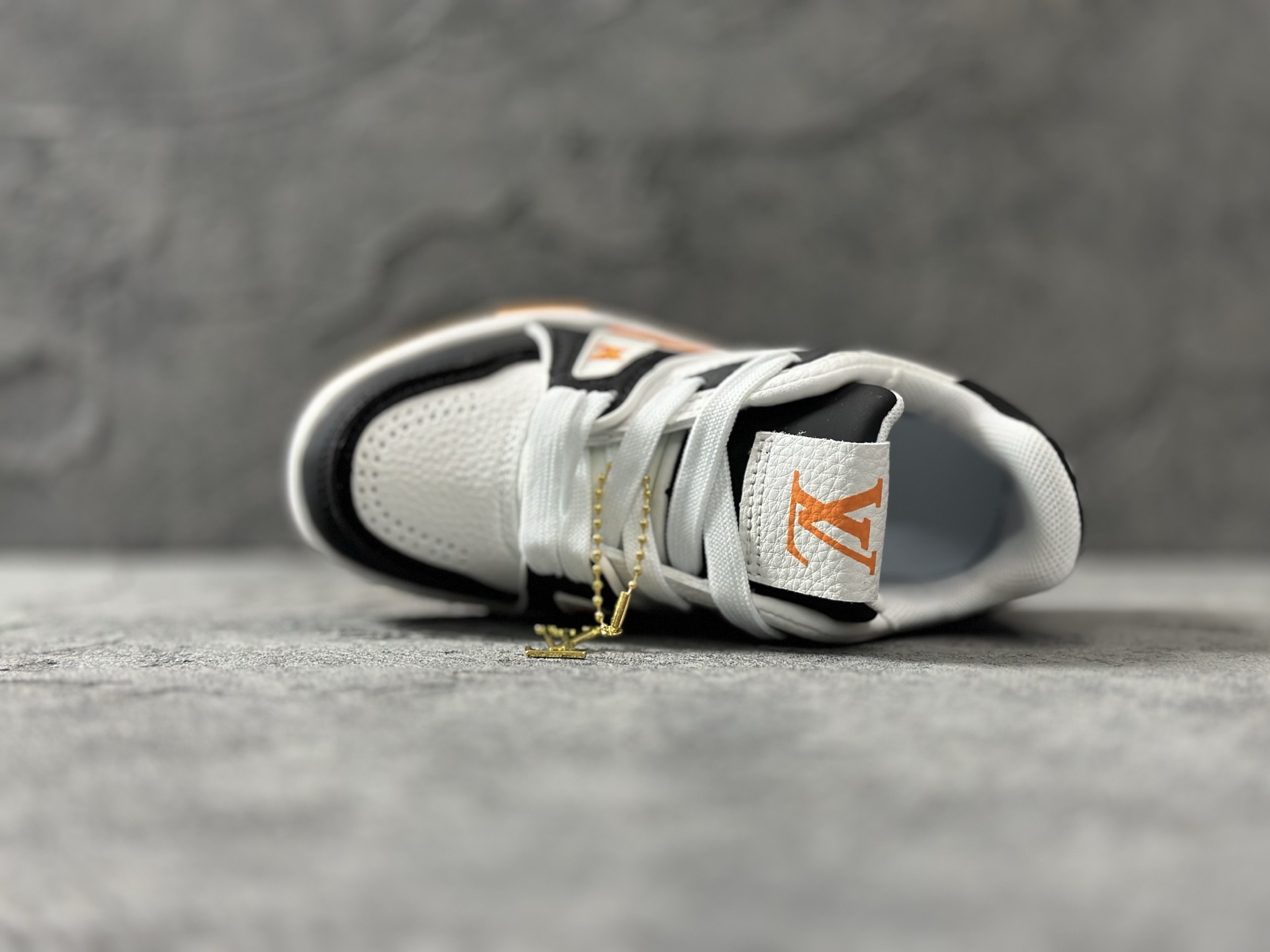Louis Vuitton Board Shoes L