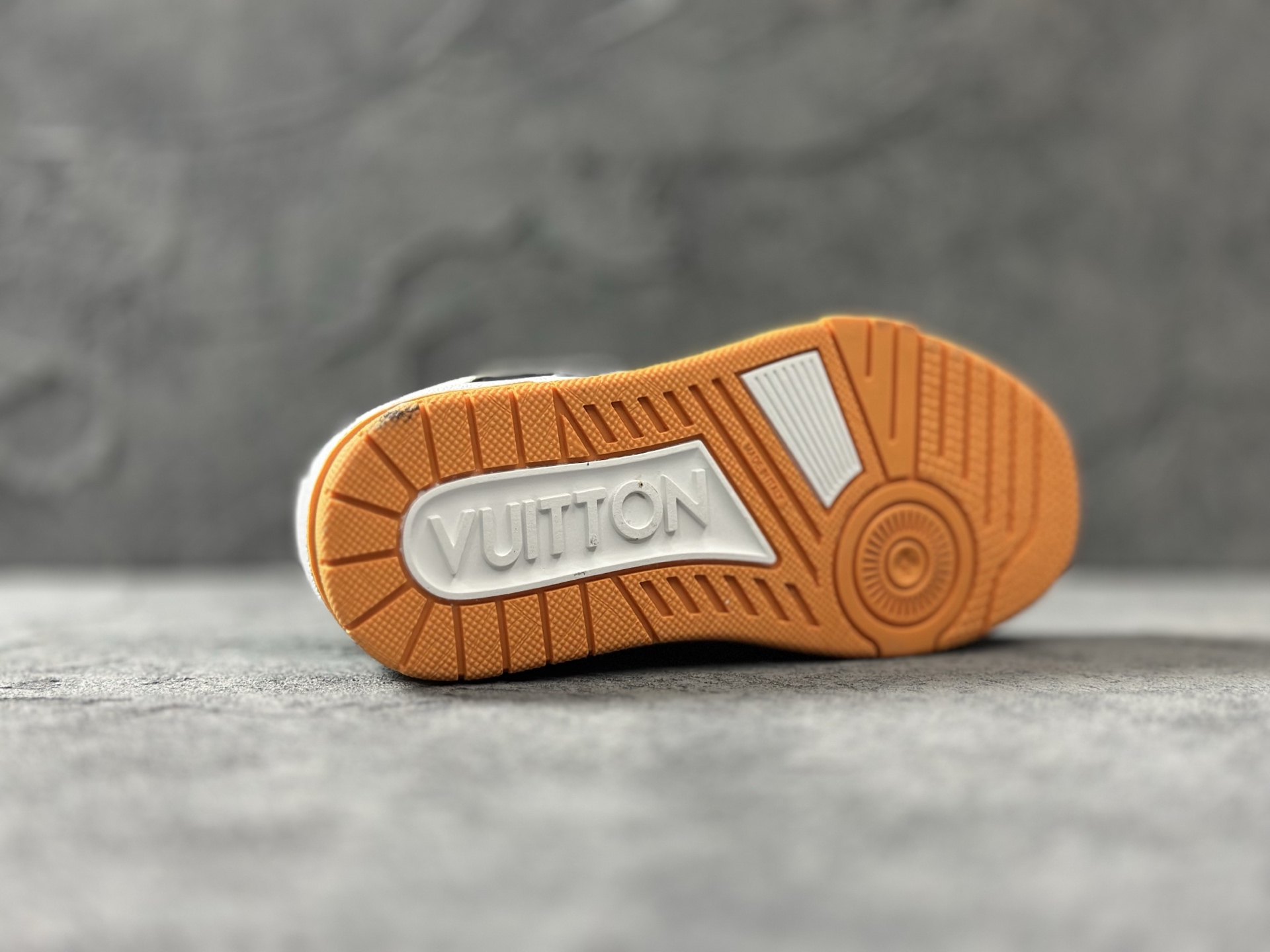 Louis Vuitton Board Shoes L