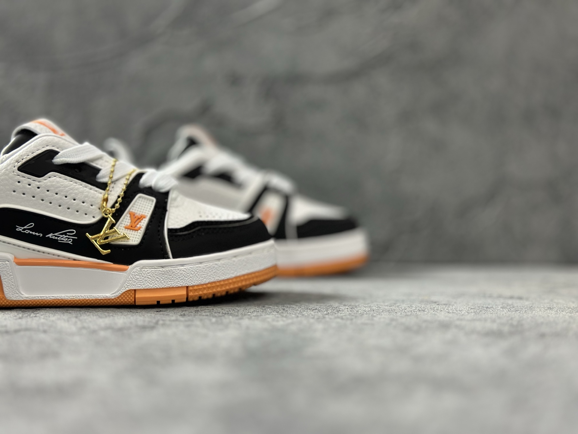 Louis Vuitton Board Shoes L