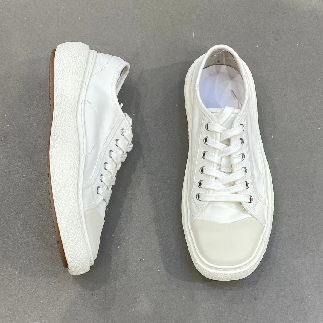 Basic Shoes 43