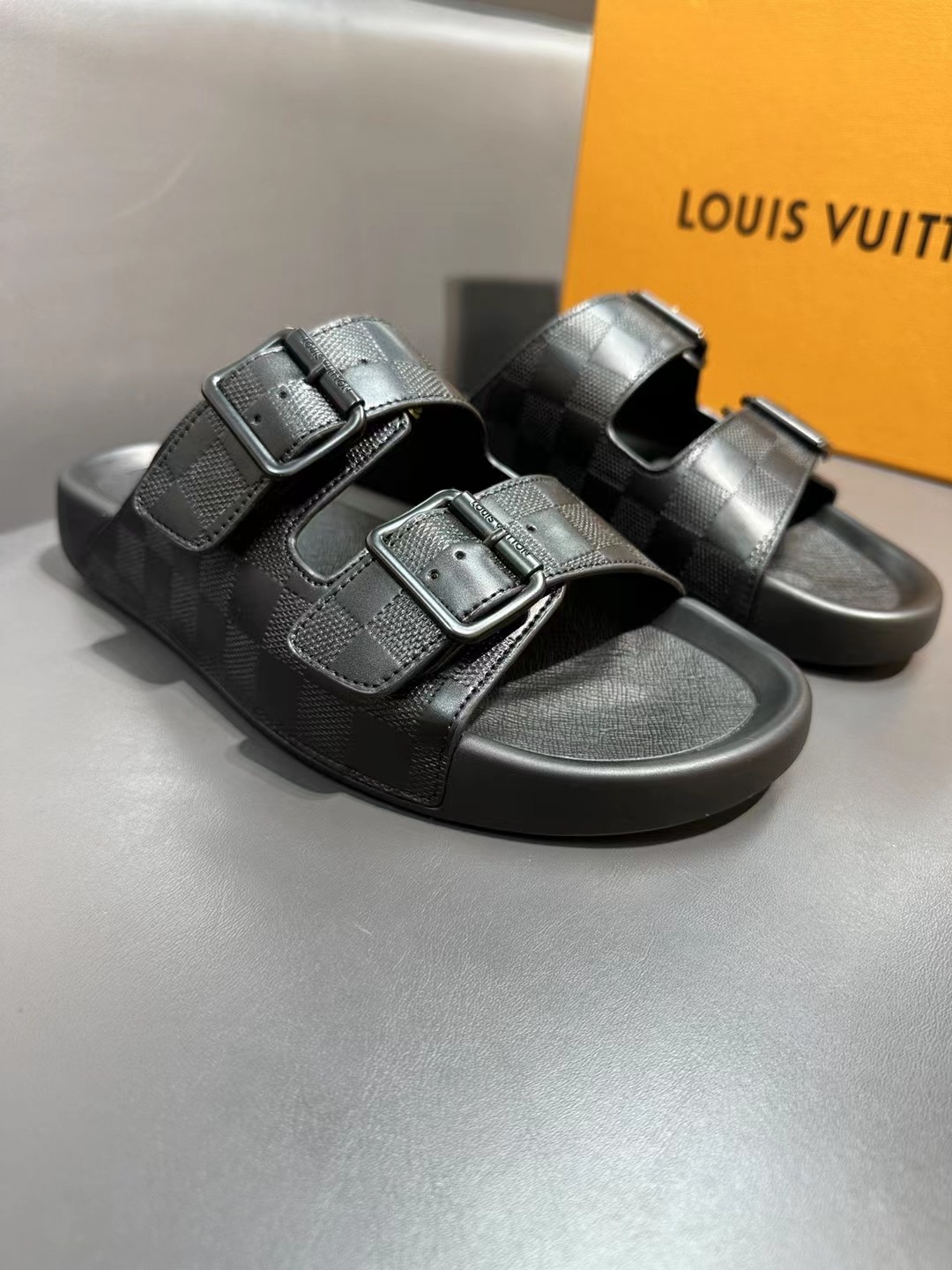 Louis Vuitton Basic Shoes L