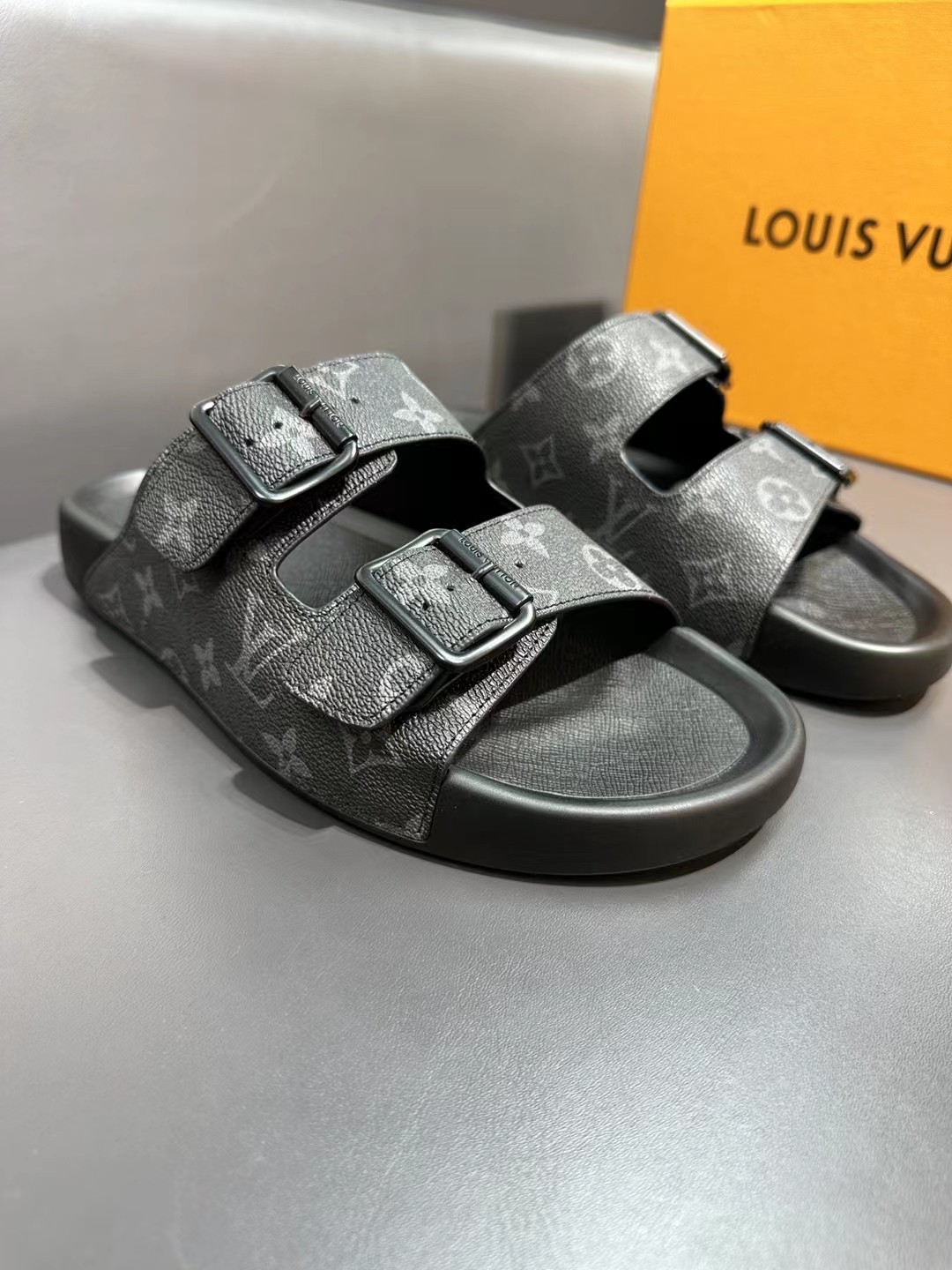 Louis Vuitton Basic Shoes L