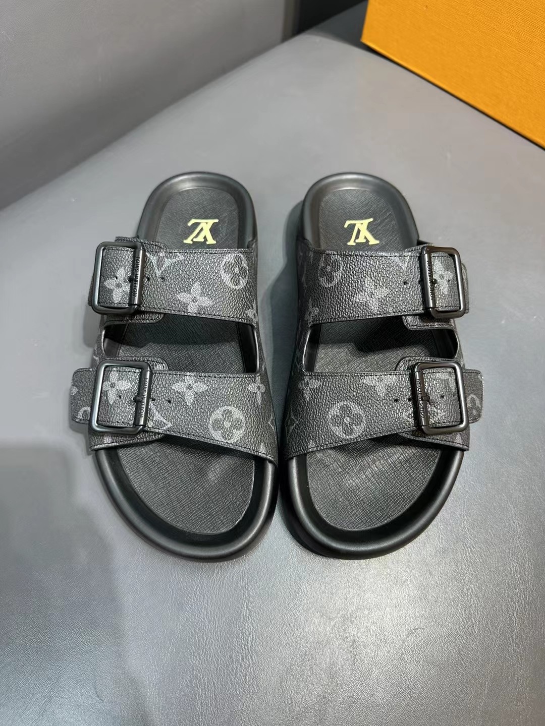 Louis Vuitton Basic Shoes L