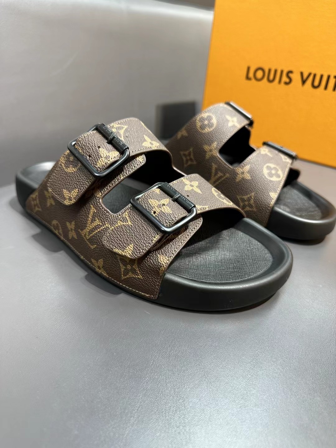 Louis Vuitton Basic Shoes L
