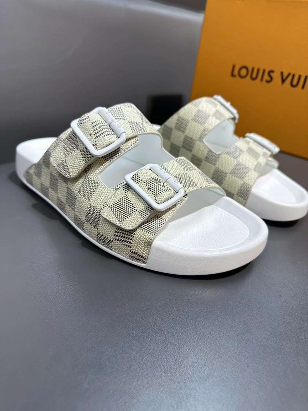 Louis Vuitton Basic Shoes L