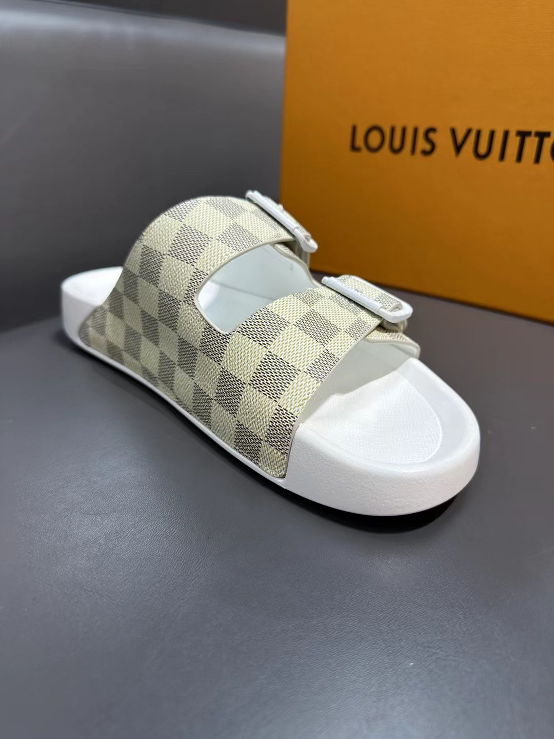 Louis Vuitton Basic Shoes L