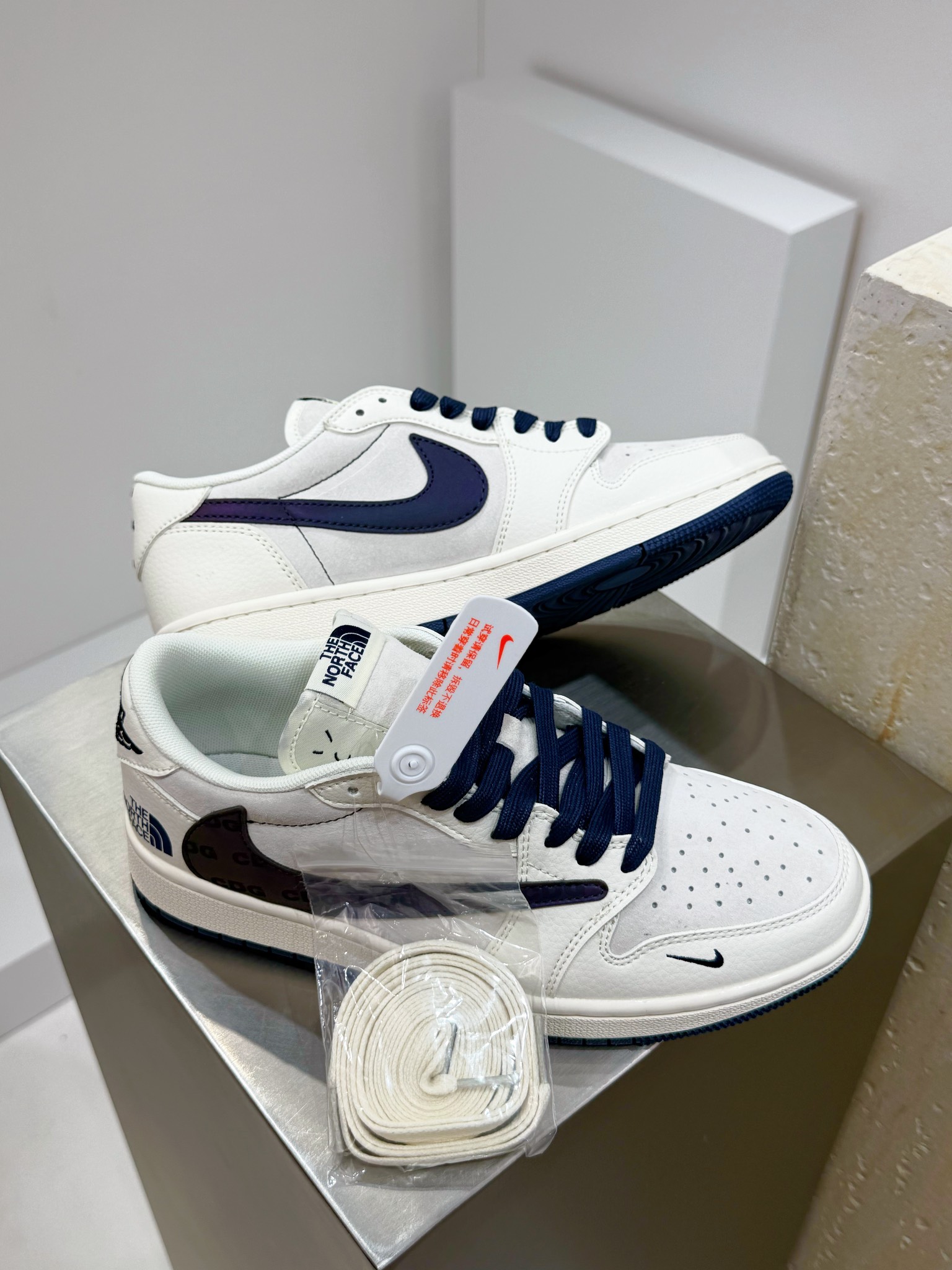 Dolce Gabbana Jordan Nike The North Face Male Basic Shoes M-l-s