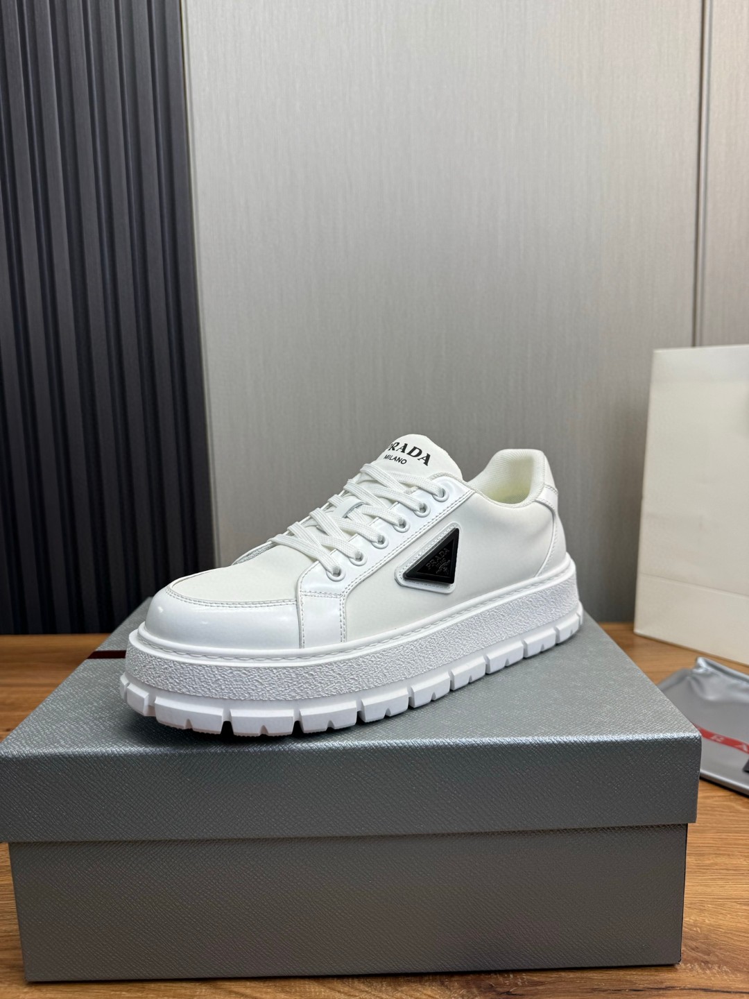 Male Basic Shoes