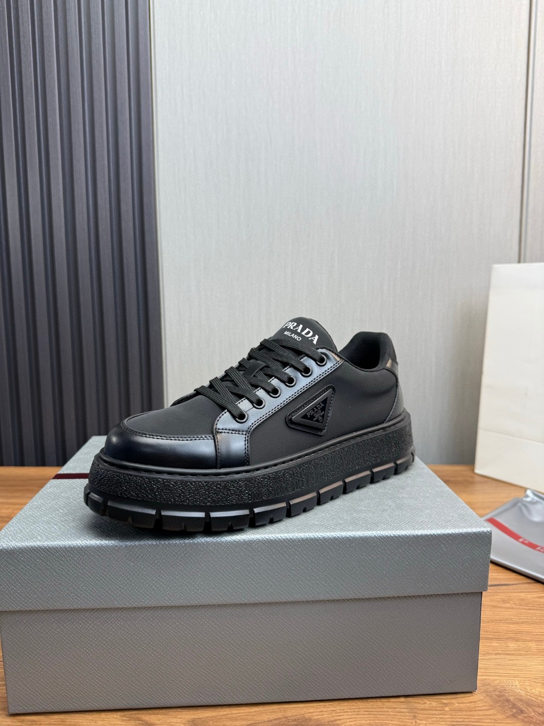 Male Basic Shoes