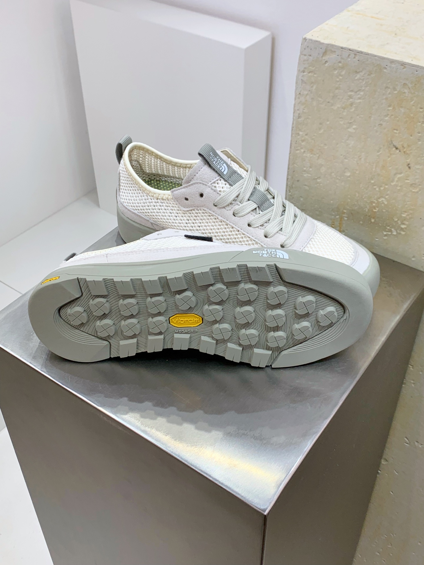 The North Face Basic Shoes M-l