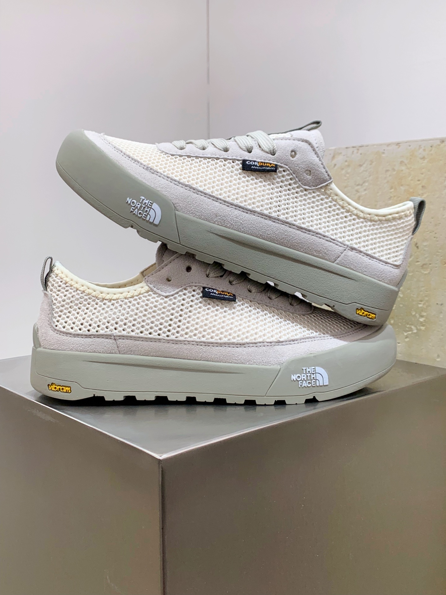The North Face Basic Shoes M-l