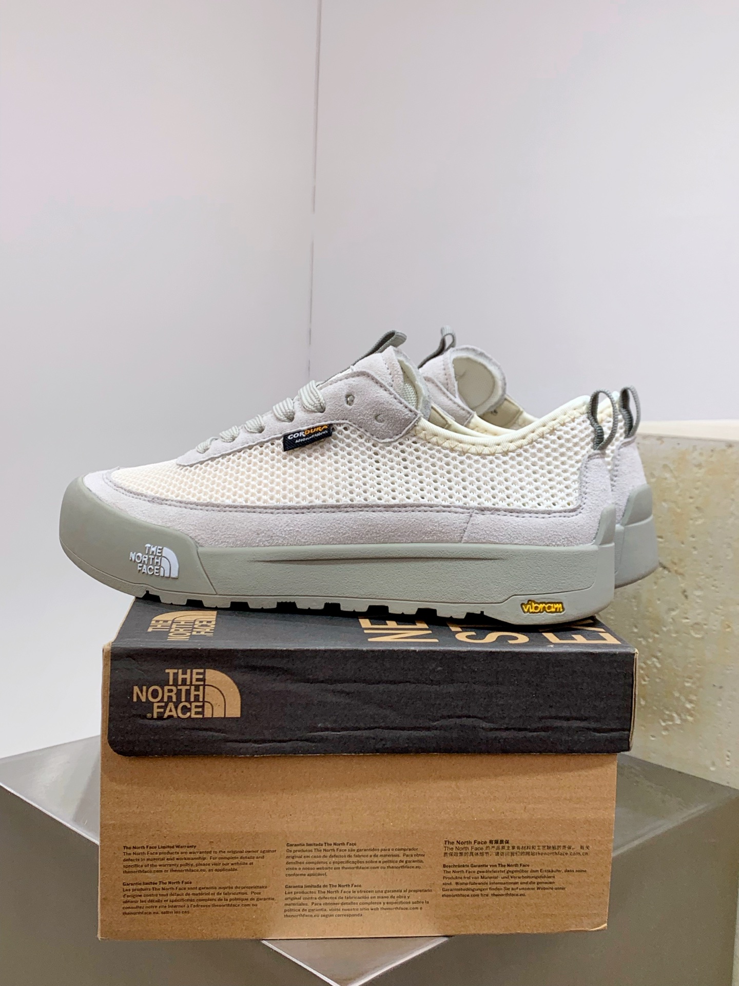 The North Face Basic Shoes M-l