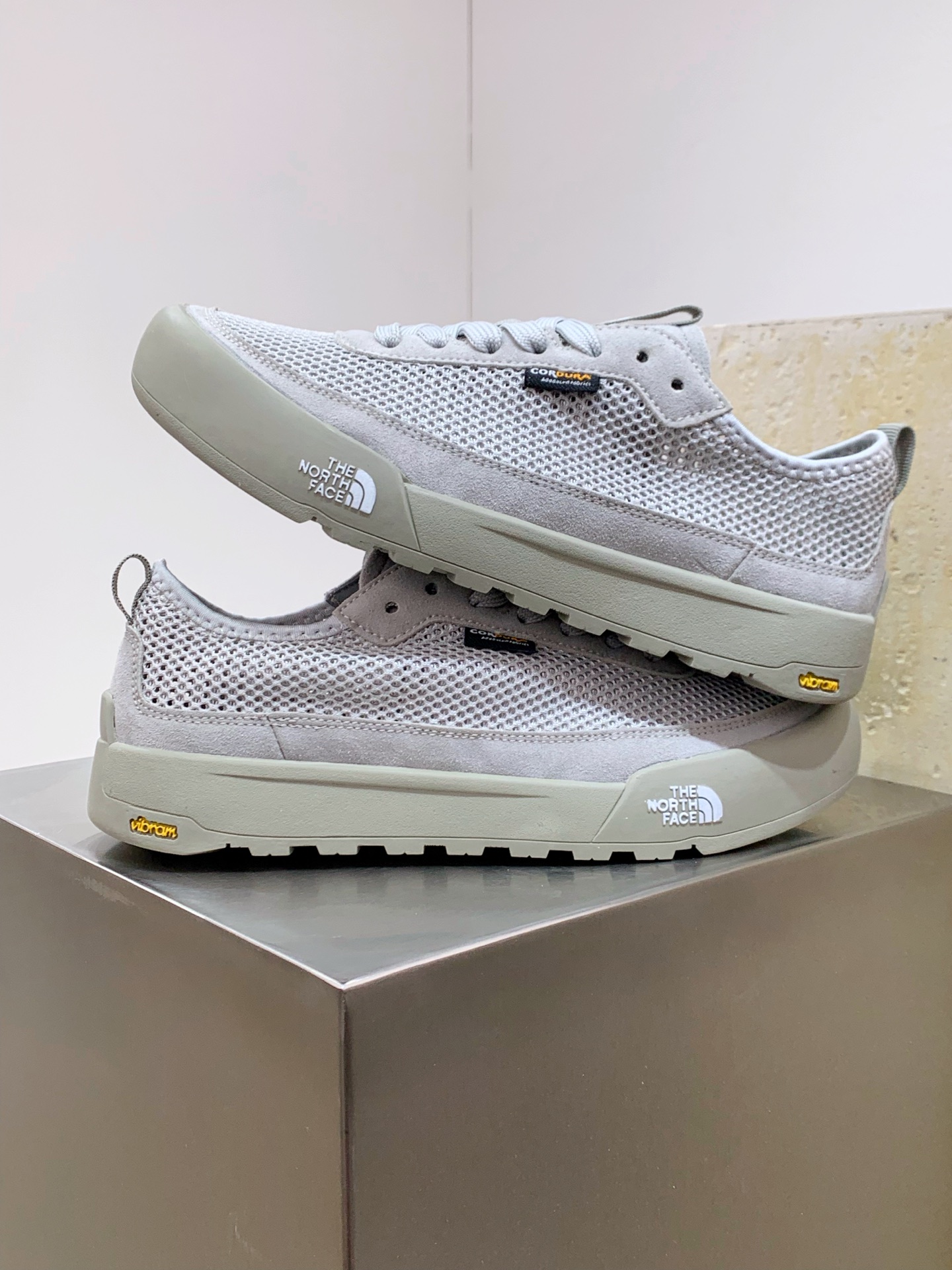 The North Face Basic Shoes M-l