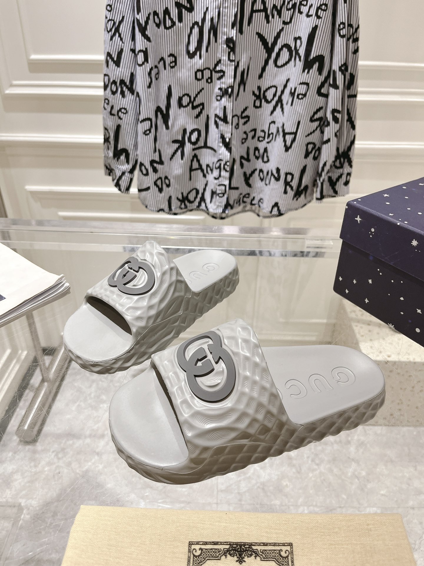 Male Sandals S
