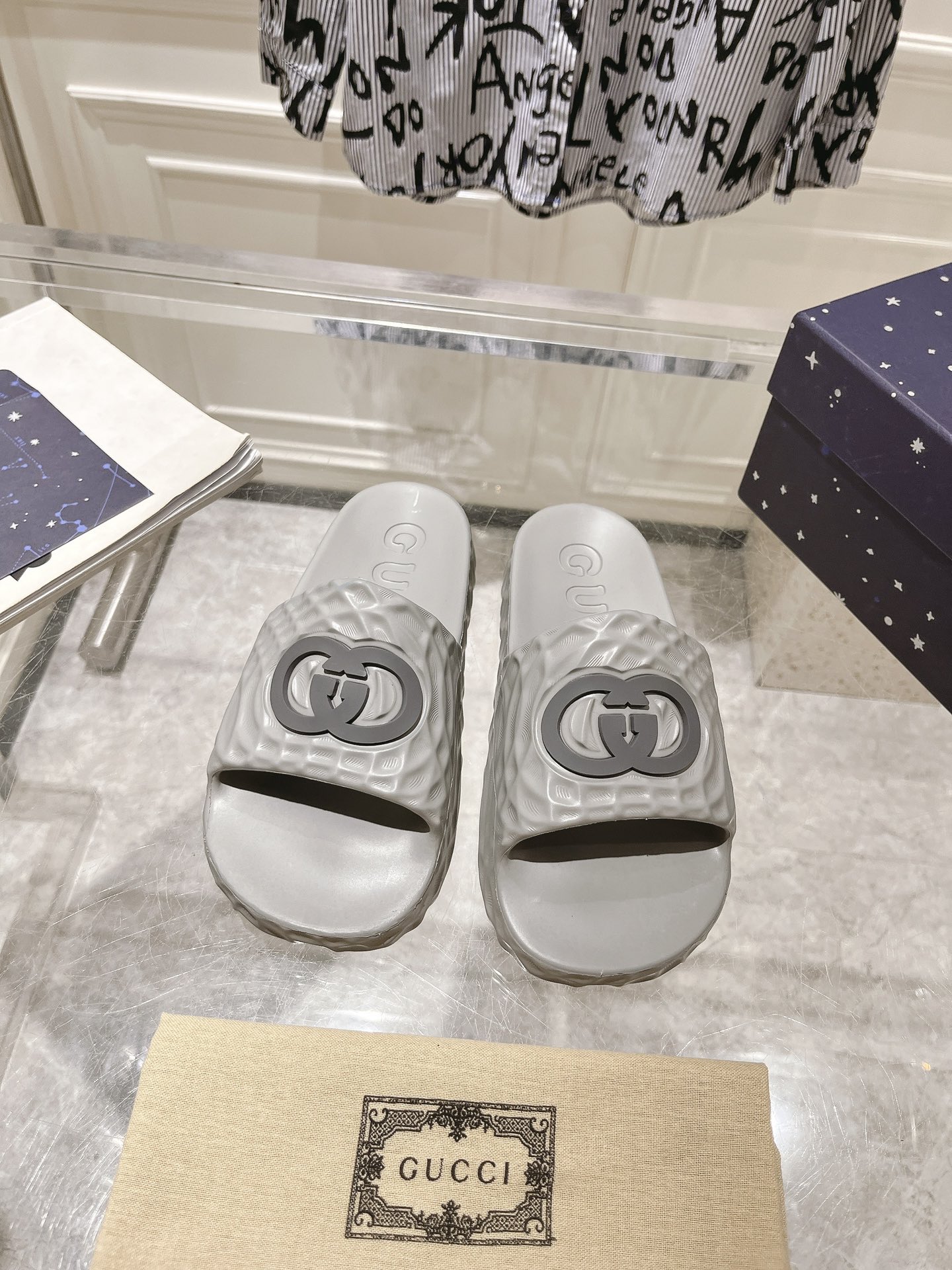 Male Sandals S