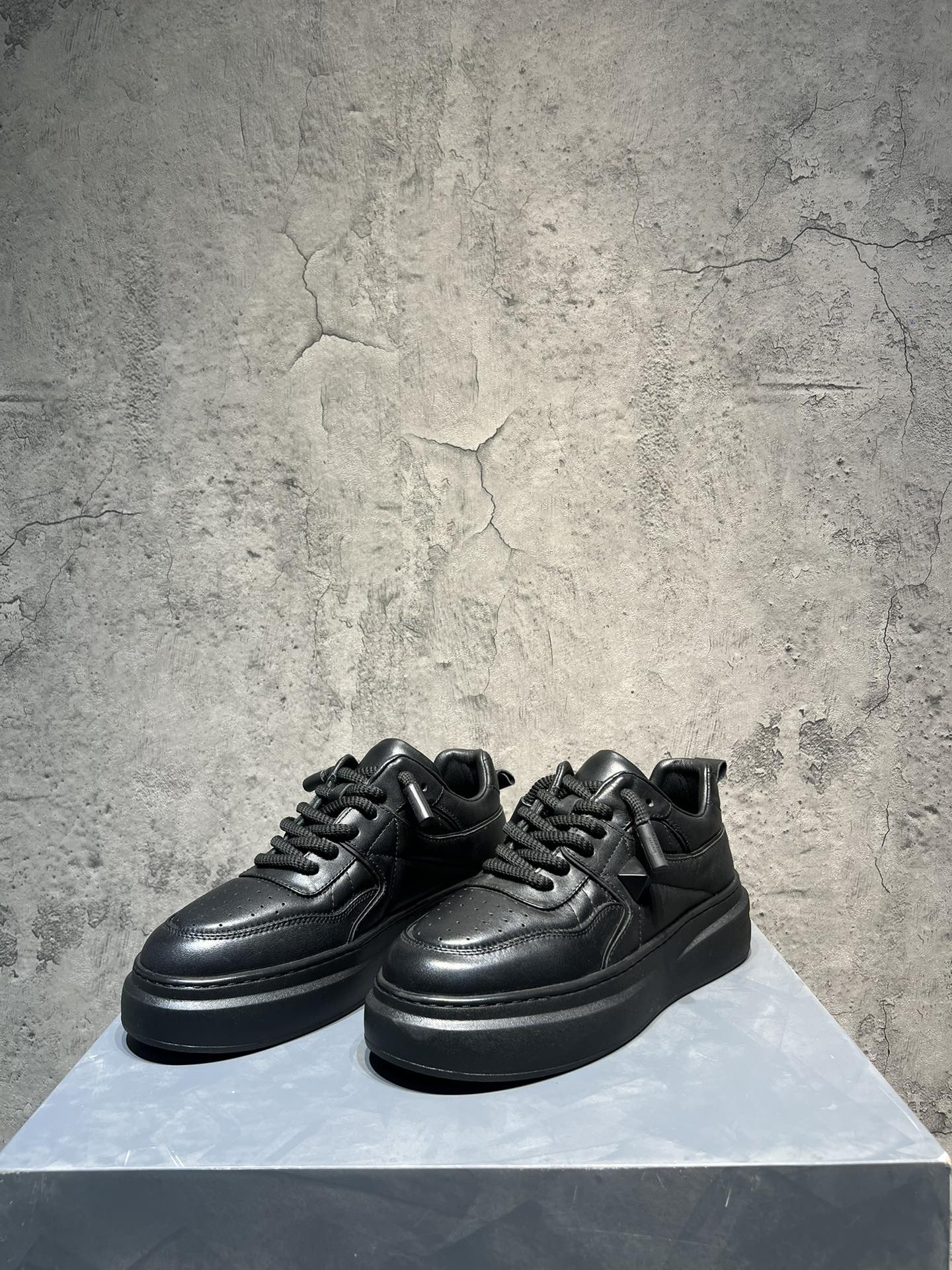 Basic Shoes