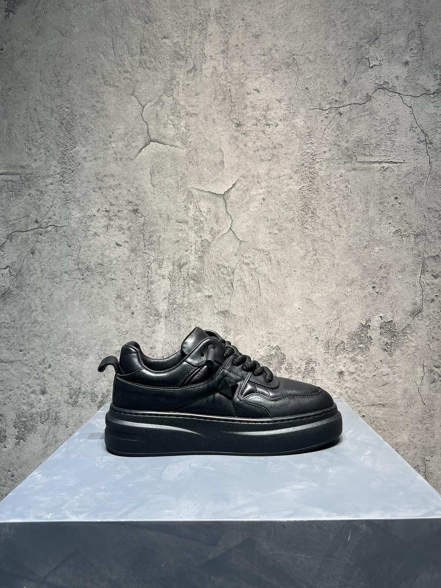 Basic Shoes