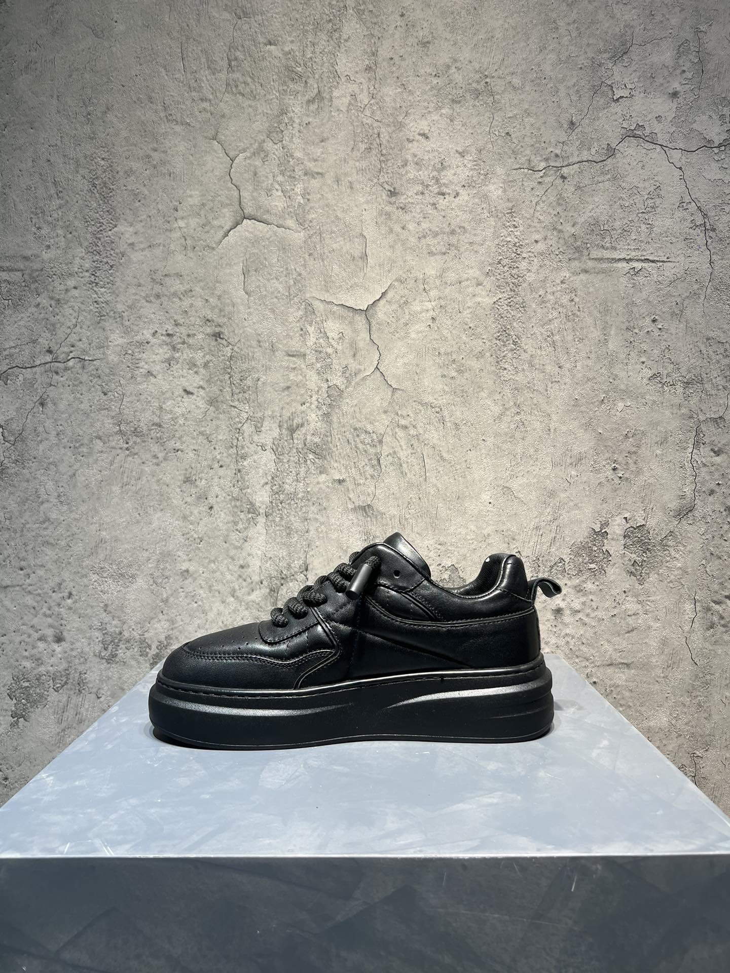 Basic Shoes