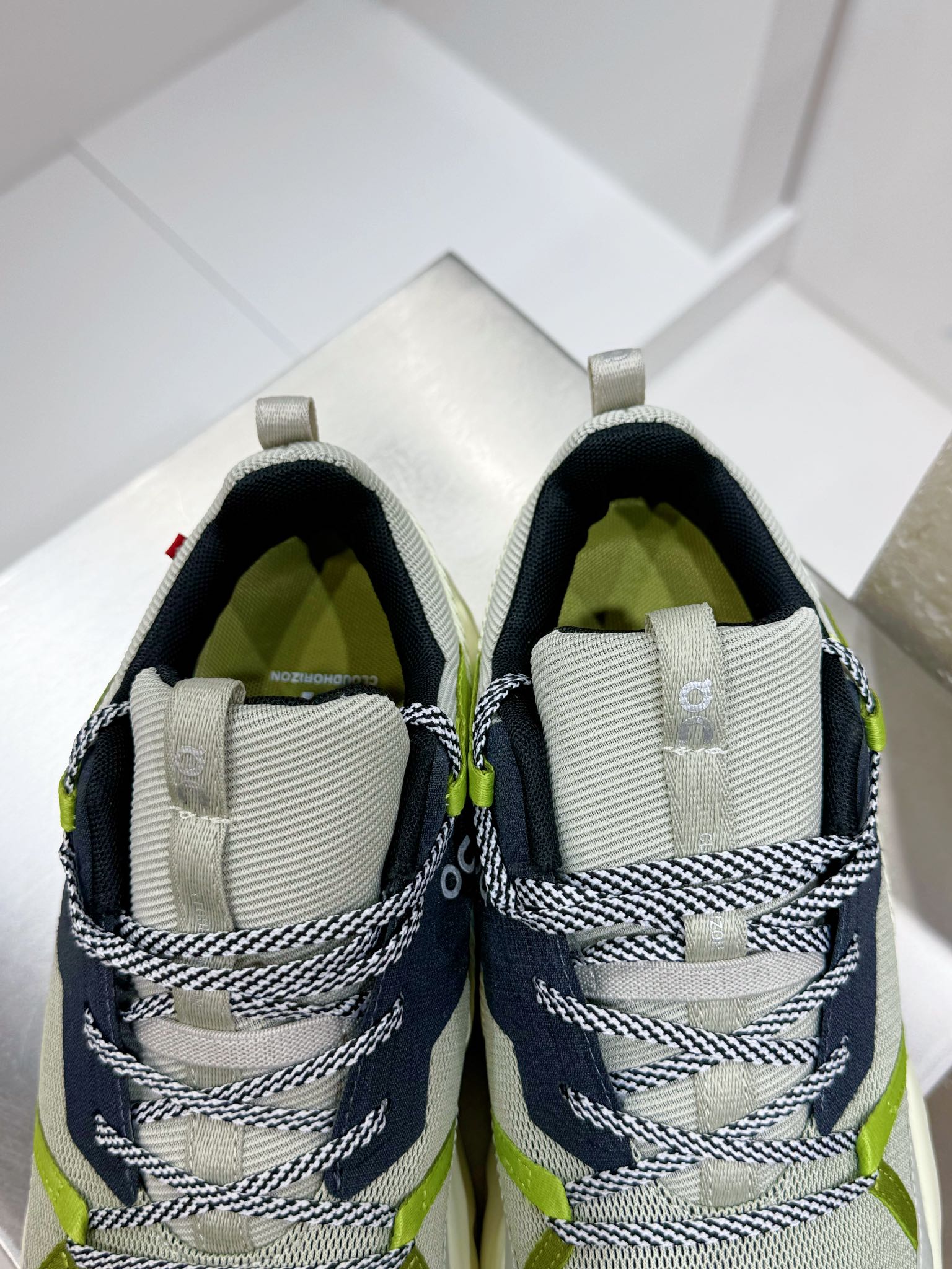 Running Shoes Shock Absorbing L-s