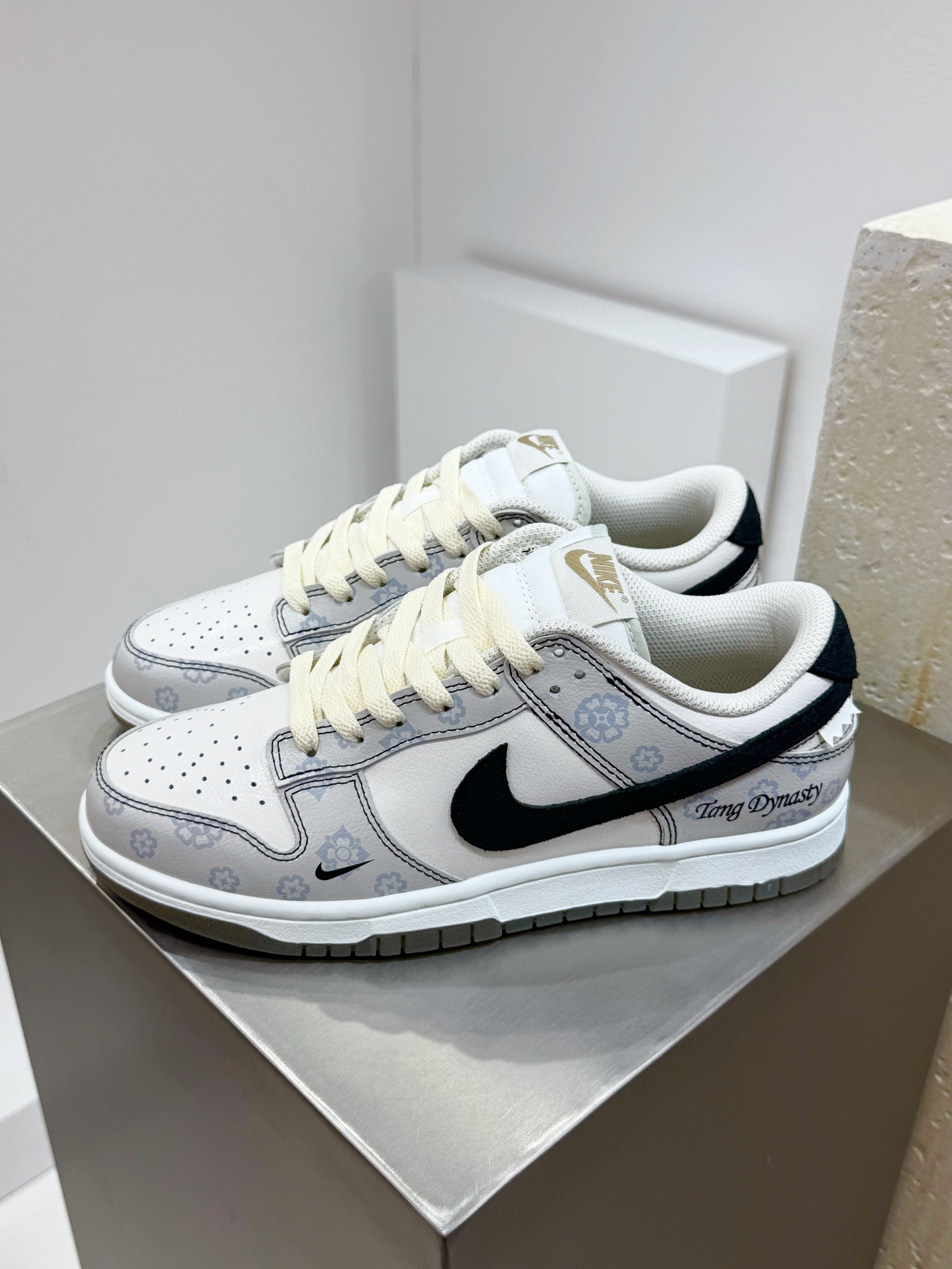 Nike Male Board Shoes L-s