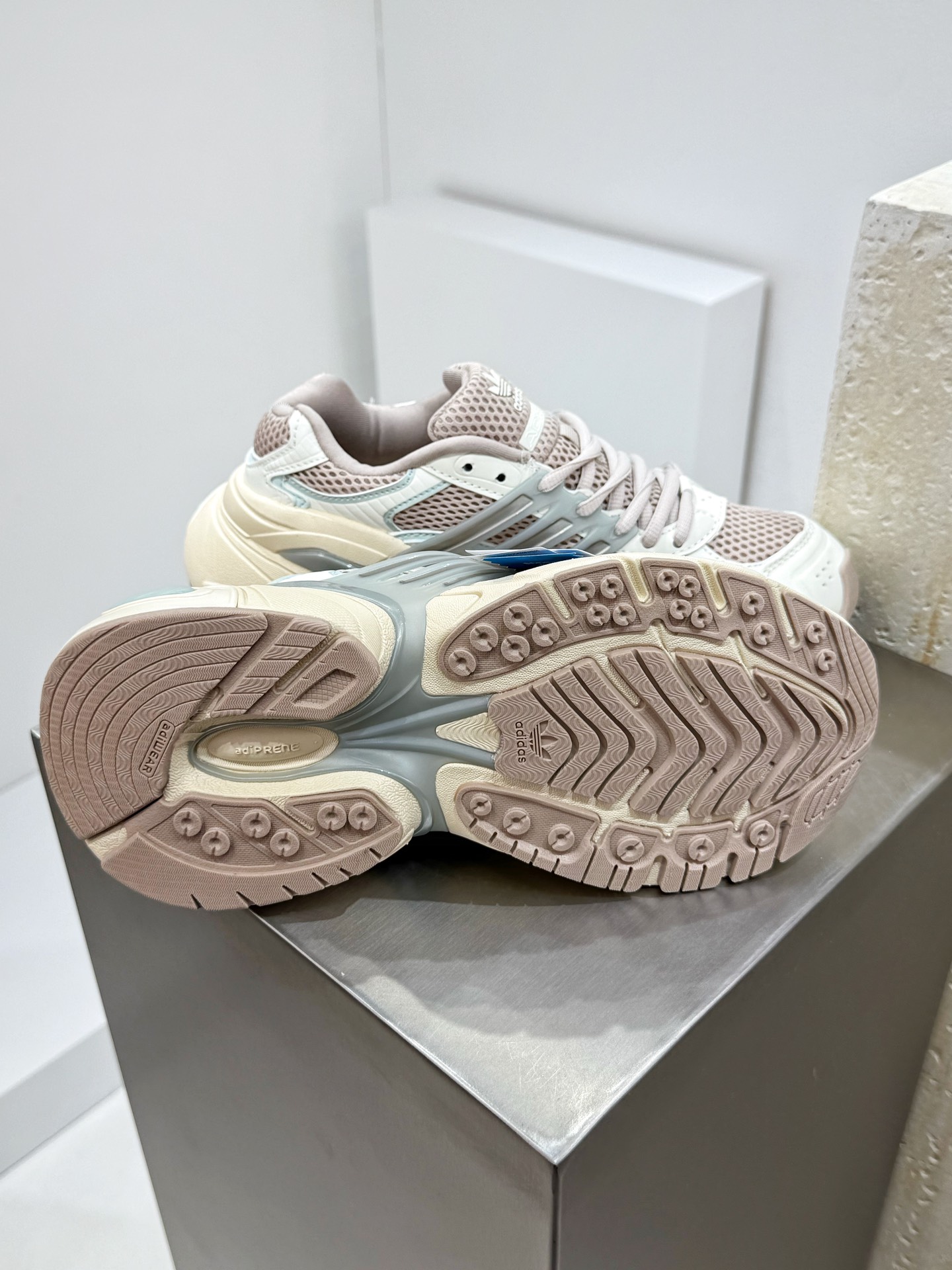 Adidas Male Running Shoes Shock Absorbing S-xl