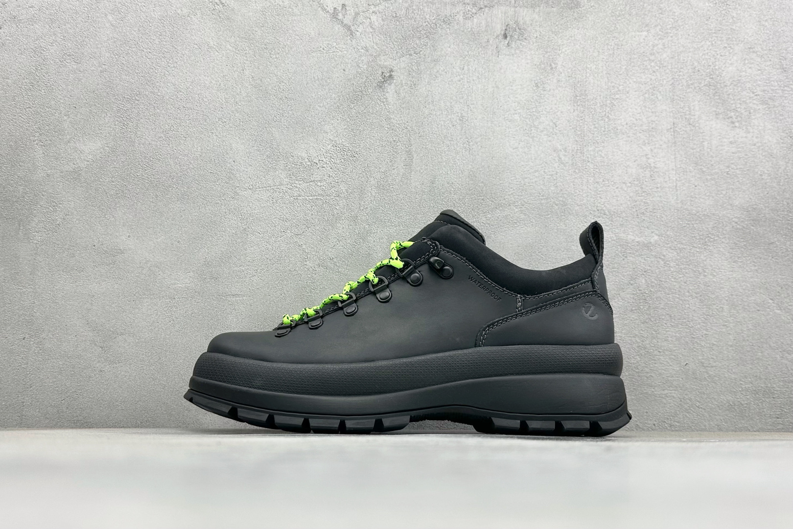 Male Leather Shoes Cow Leather Breathable