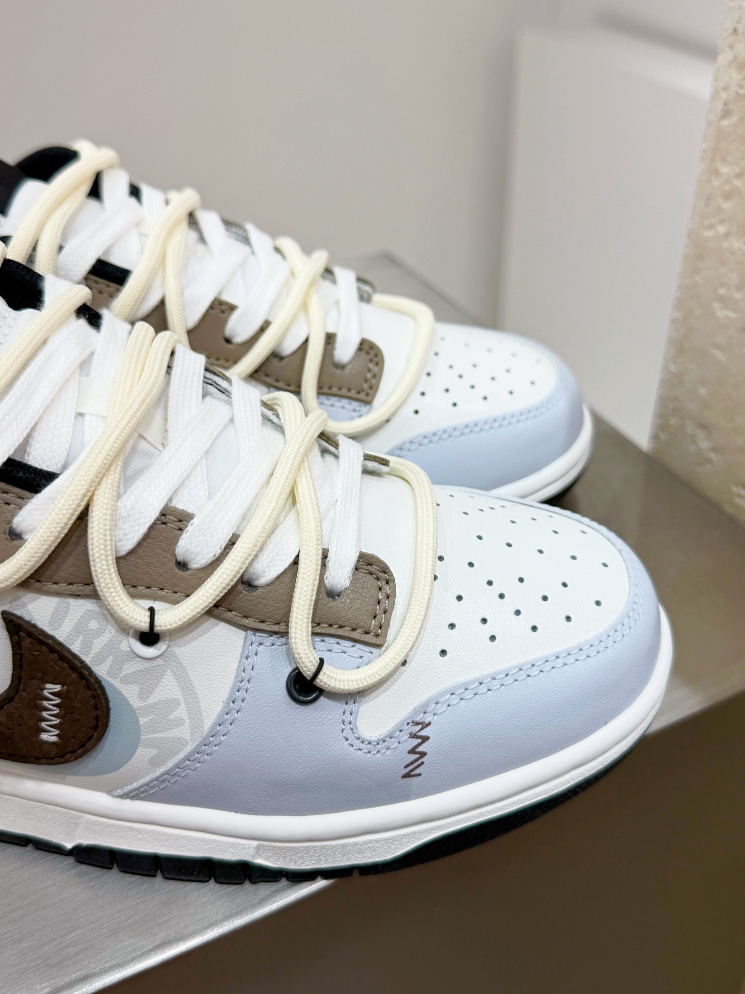 Nike Basic Shoes L-s