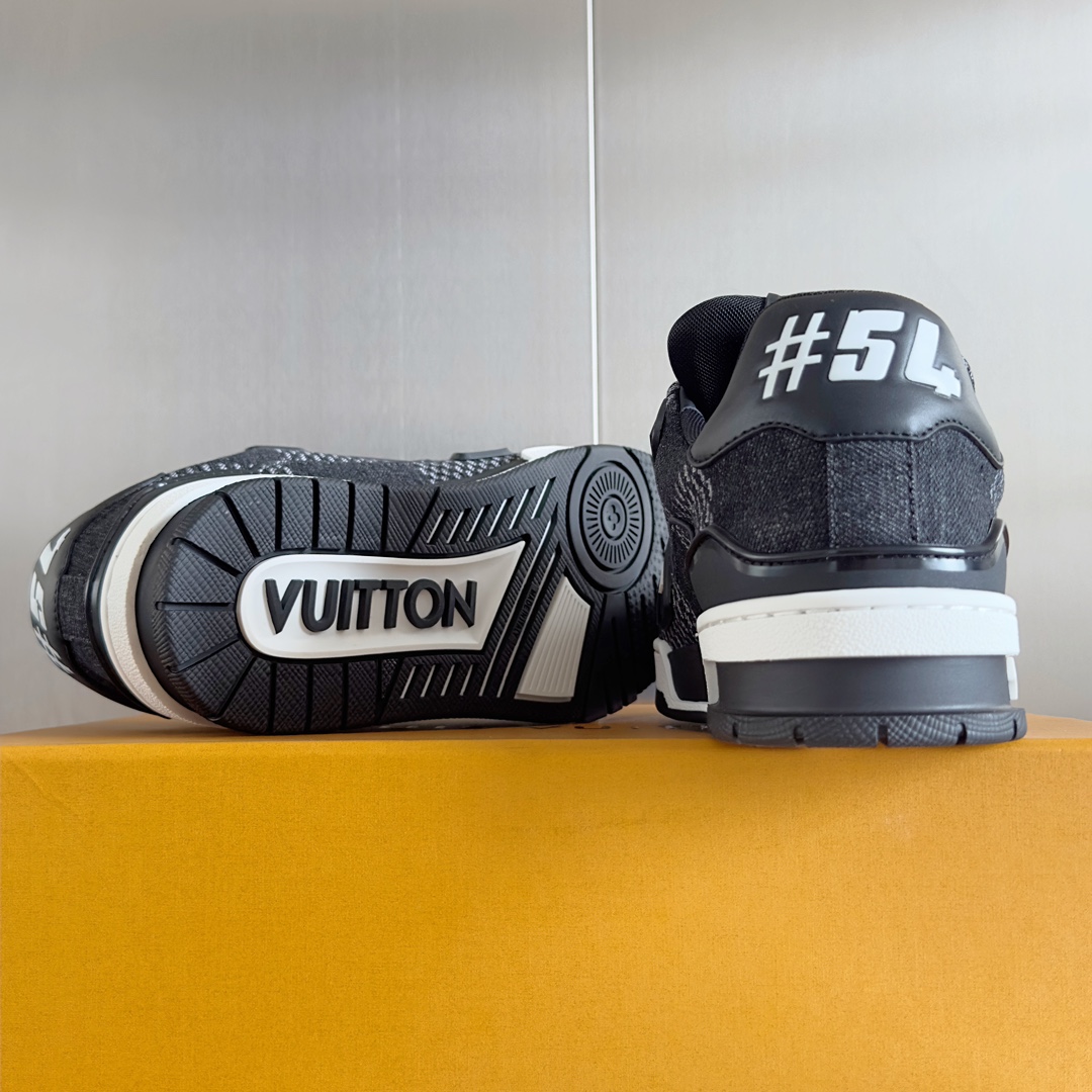 Louis Vuitton Male Board Shoes Breathable M-l-s
